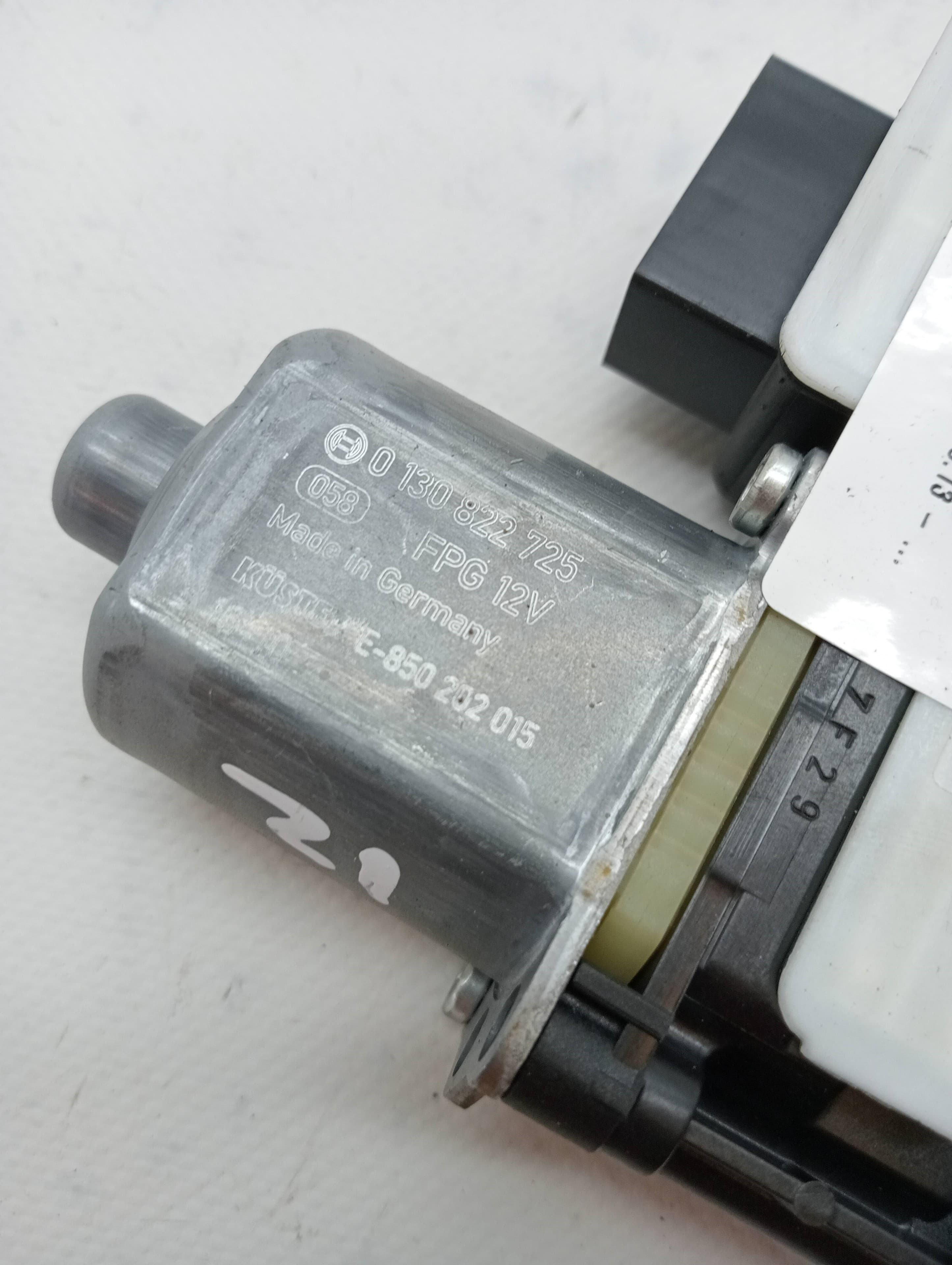 Motor elevalunas trasero izquierdo SEAT LEON SC (5F5) 3