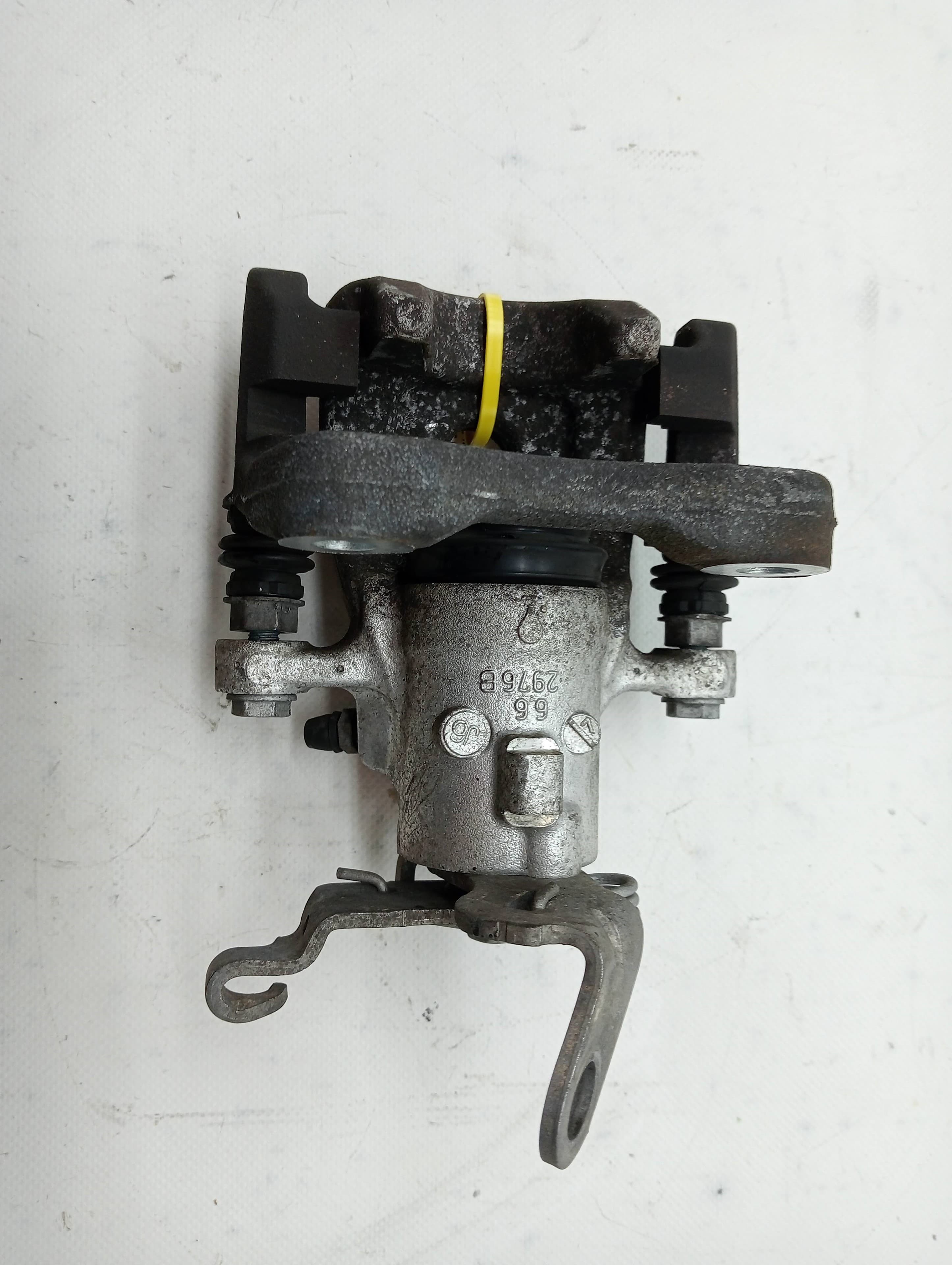 Recambio SEAT LEON SC (5F5) ref. 5Q0615424A 3