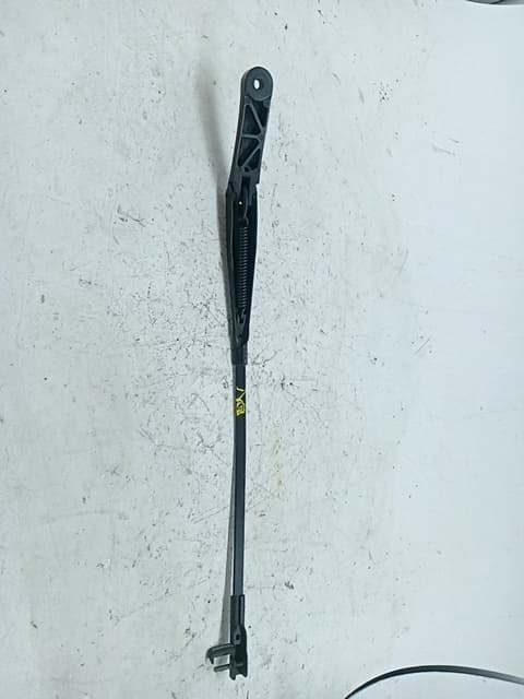 Brazo limpia delantero derecho VOLKSWAGEN GOLF PLUS V (5M1, 521)