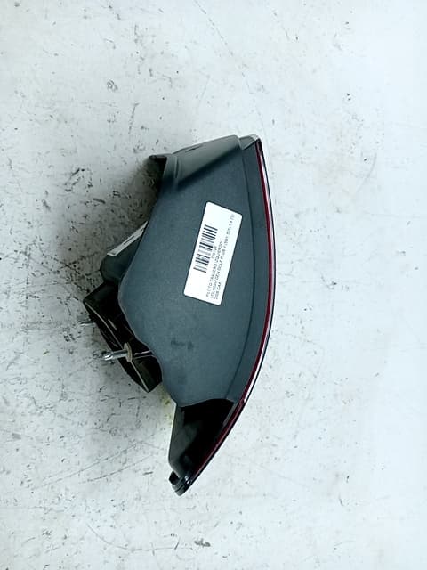 Piloto trasero izquierdo VOLKSWAGEN GOLF PLUS V (5M1, 521)
