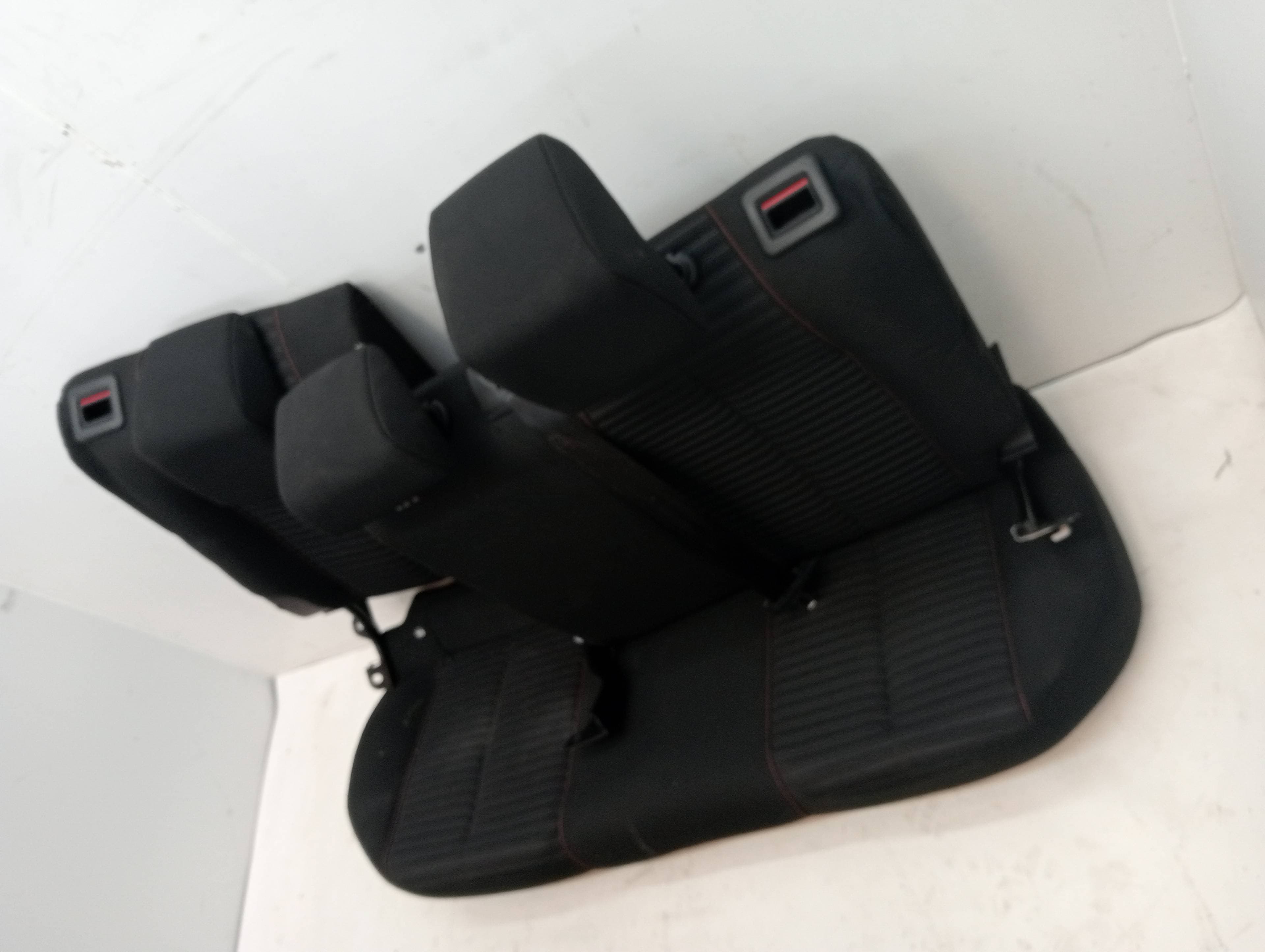 Juego asientos completo PEUGEOT 2008 (P1) 2
