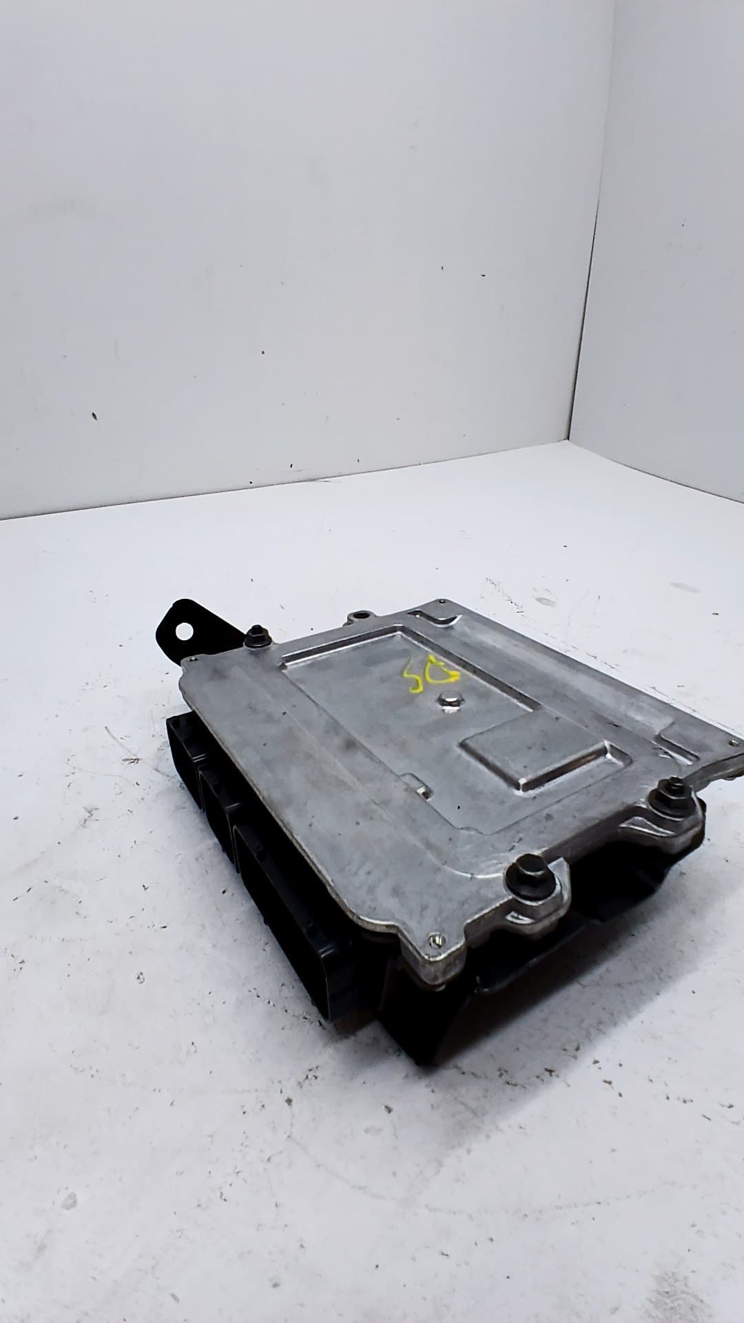 Centralita motor uce VOLVO XC 40 2