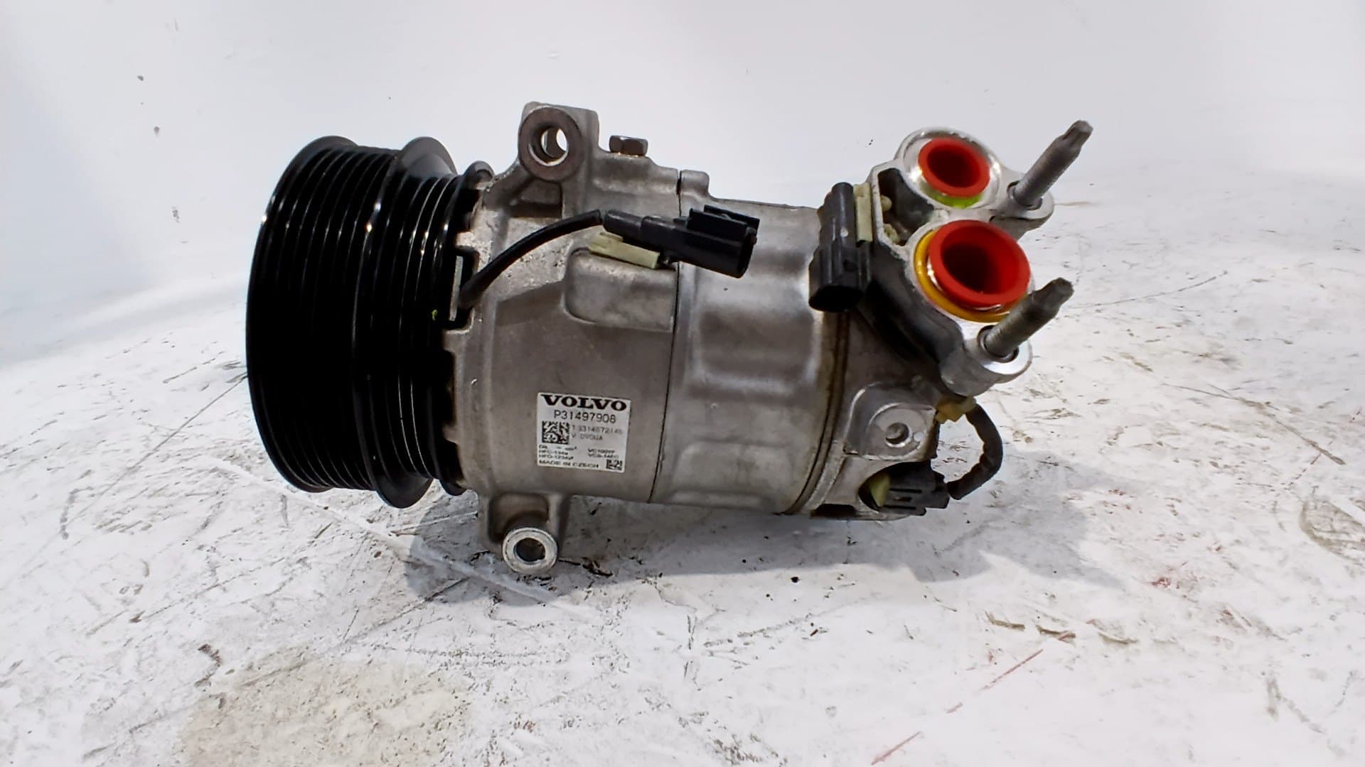 Recambio VOLVO XC 40 ref. 36011563 4