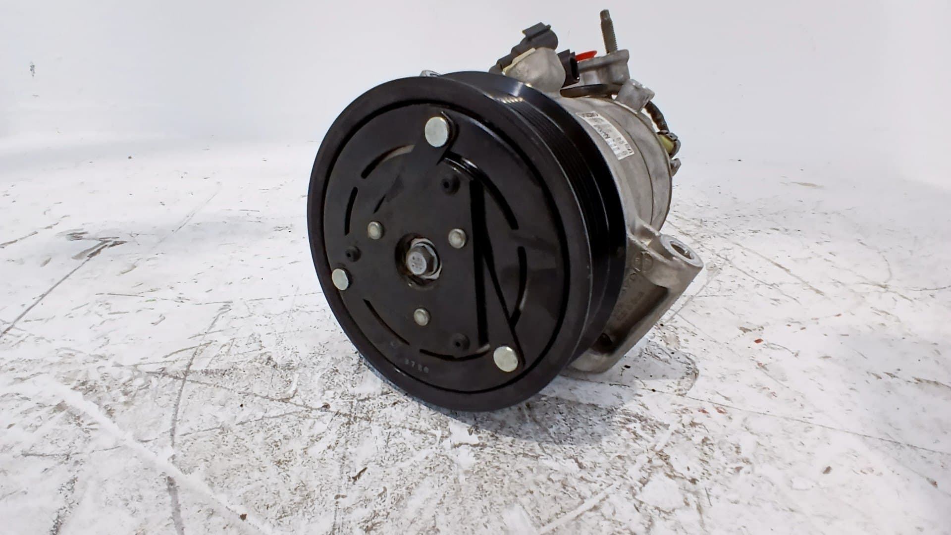 Recambio VOLVO XC 40 ref. 36011563 2