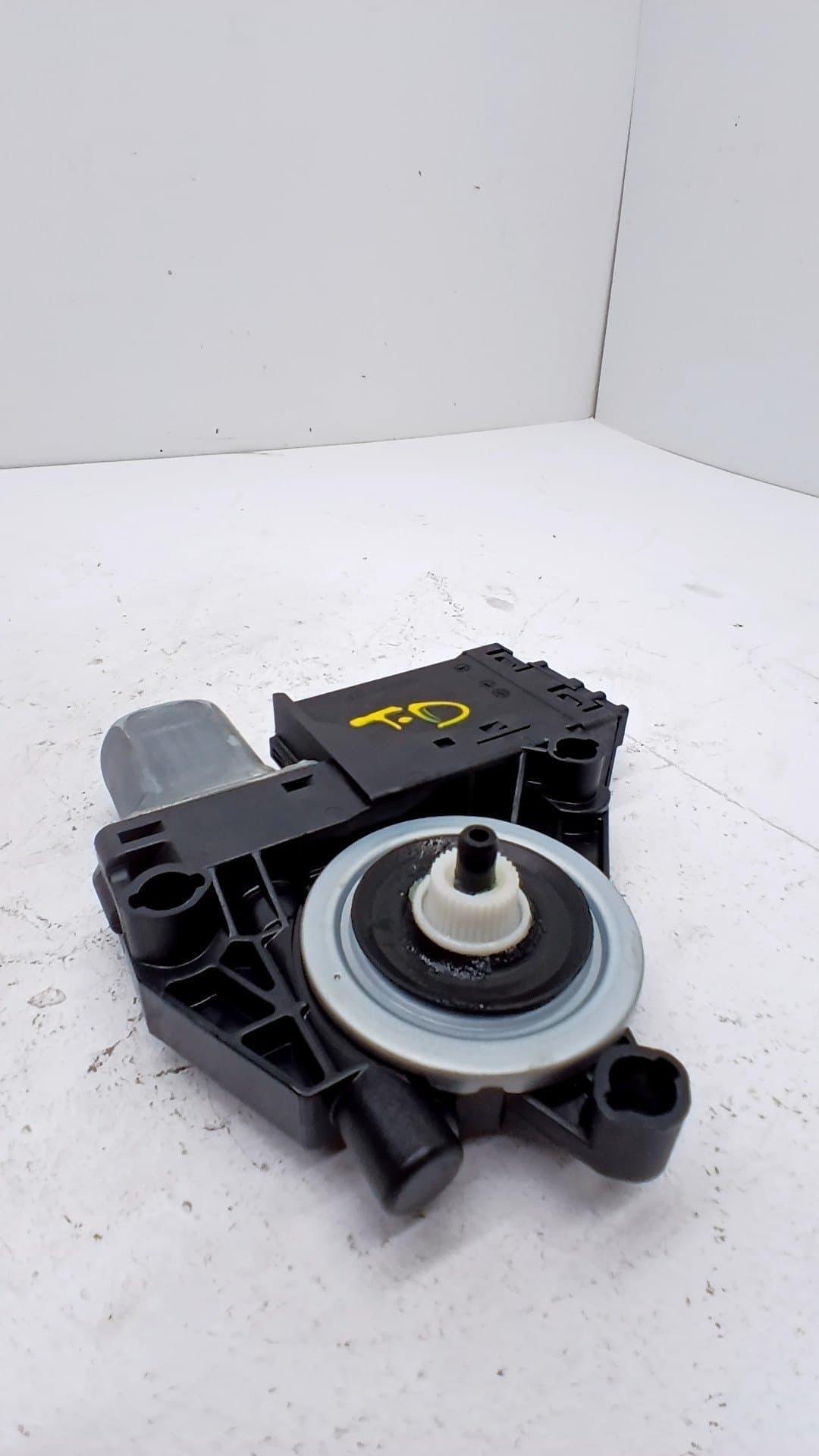 Motor elevalunas trasero izquierdo VOLVO XC 40 4