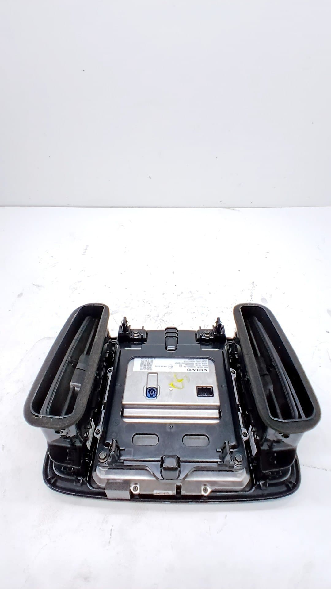 Pantalla multifuncion VOLVO XC 40 3