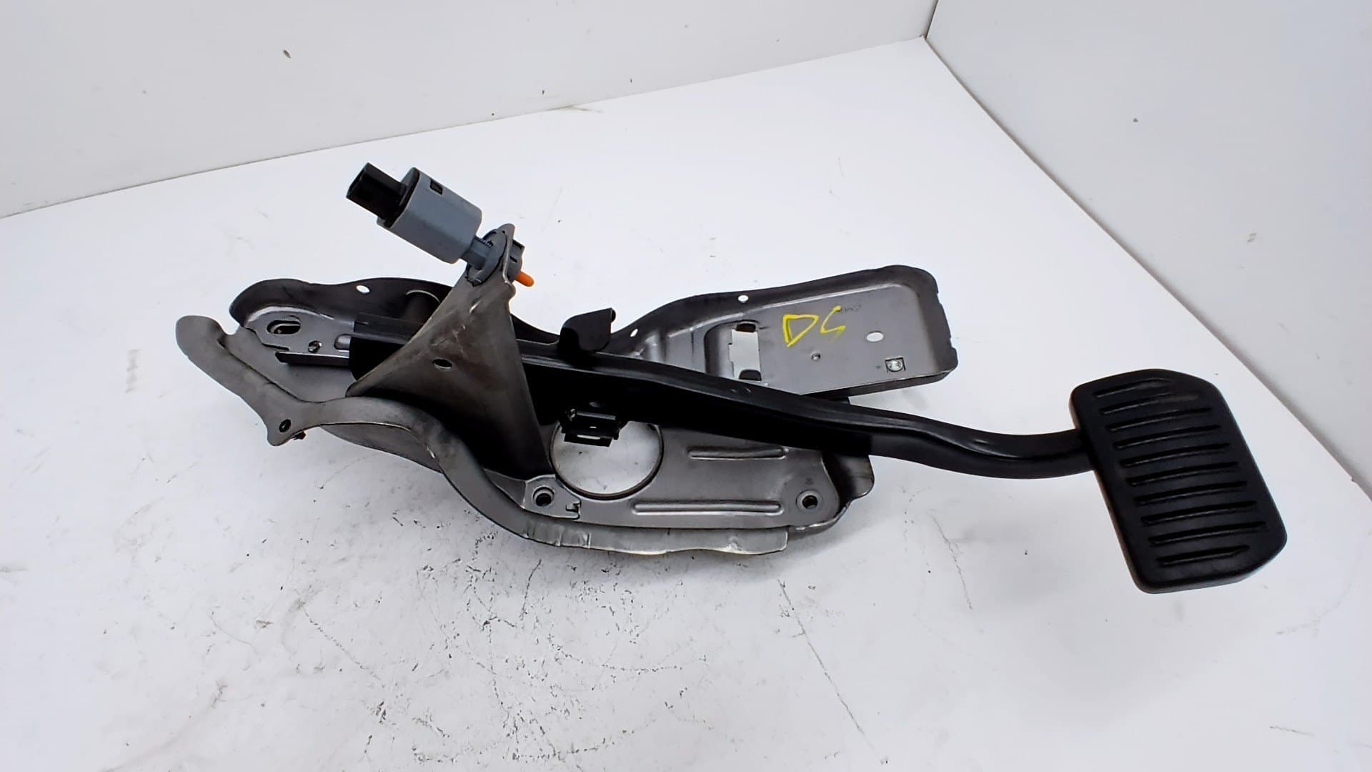 Pedal freno VOLVO XC 40 3