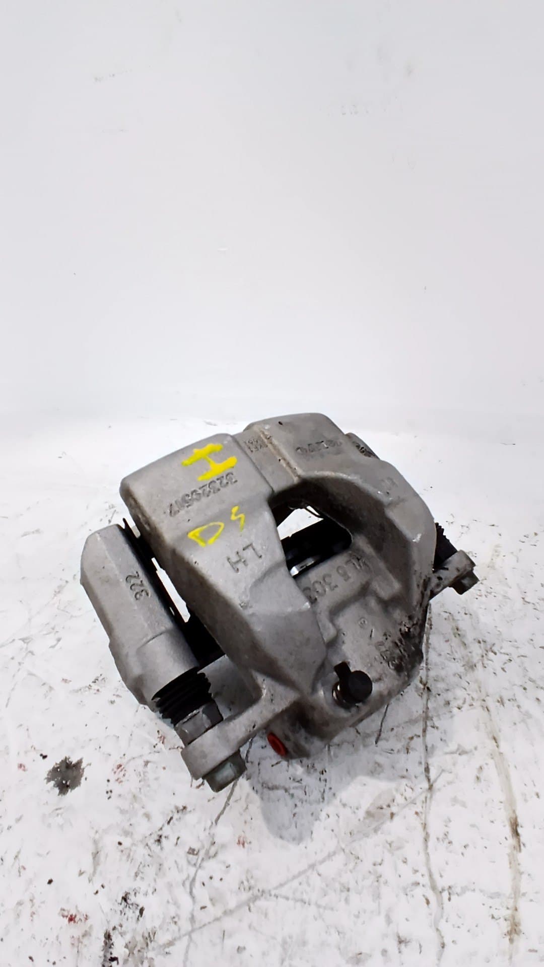 Recambio VOLVO XC 40 ref. 32329517