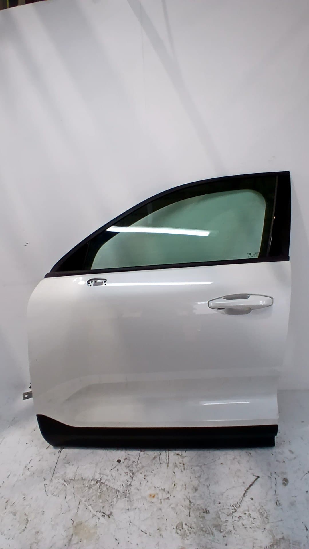 Puerta delantera izquierda VOLVO XC 40