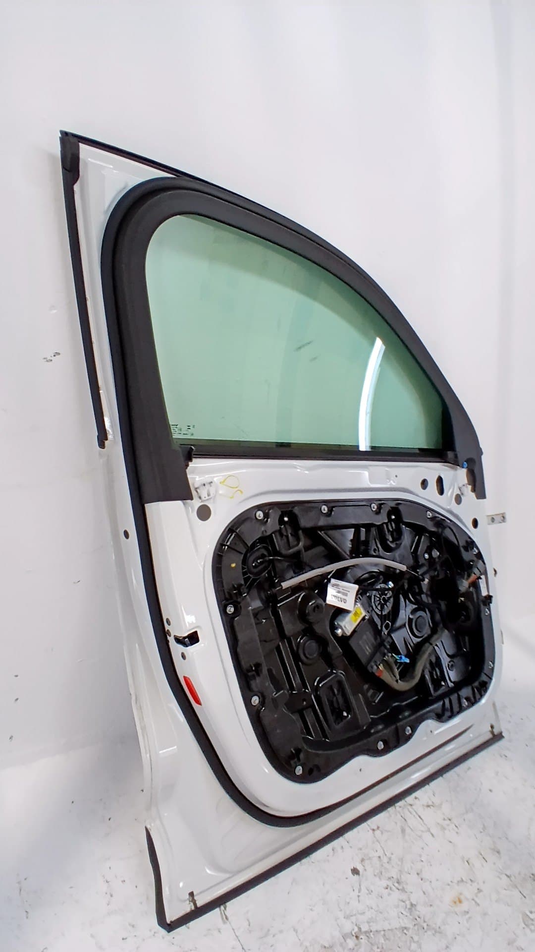 Puerta delantera izquierda VOLVO XC 40 3