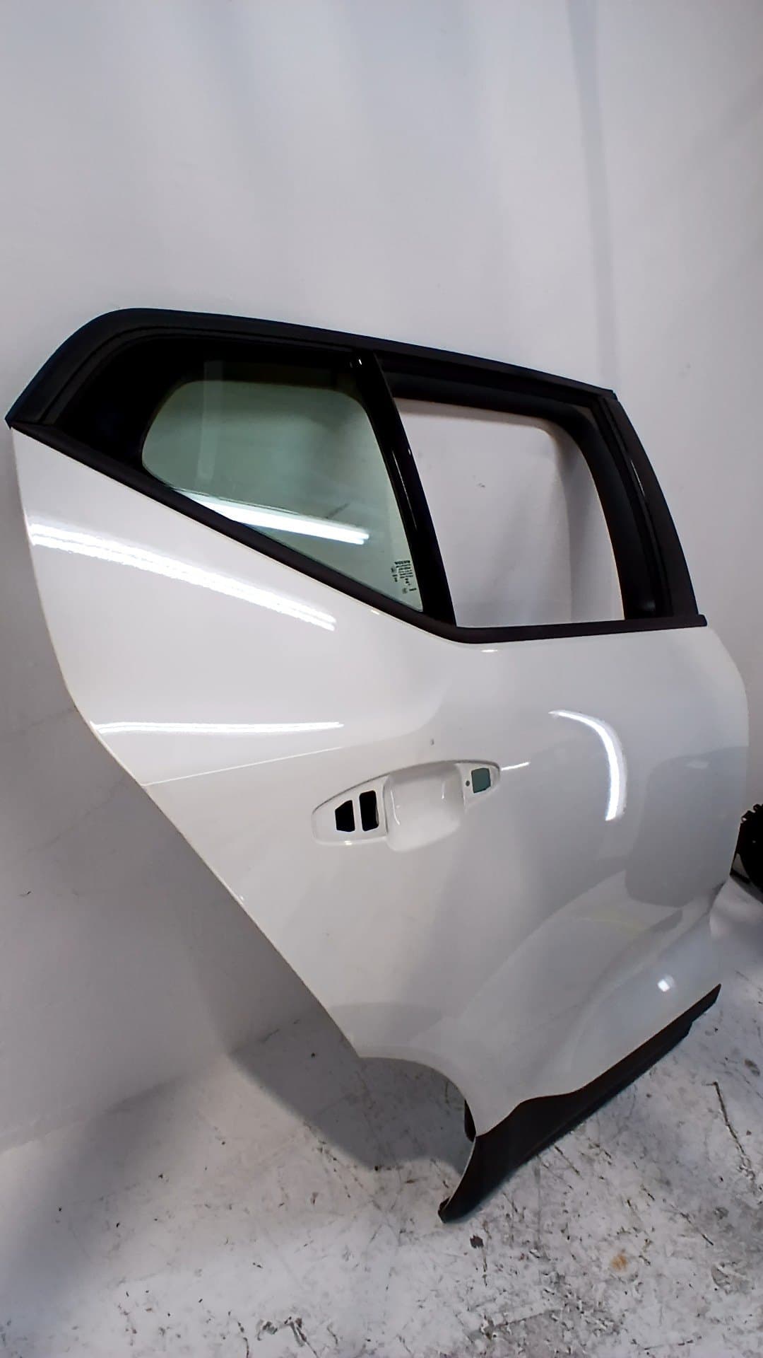 Puerta trasera derecha VOLVO XC 40 5