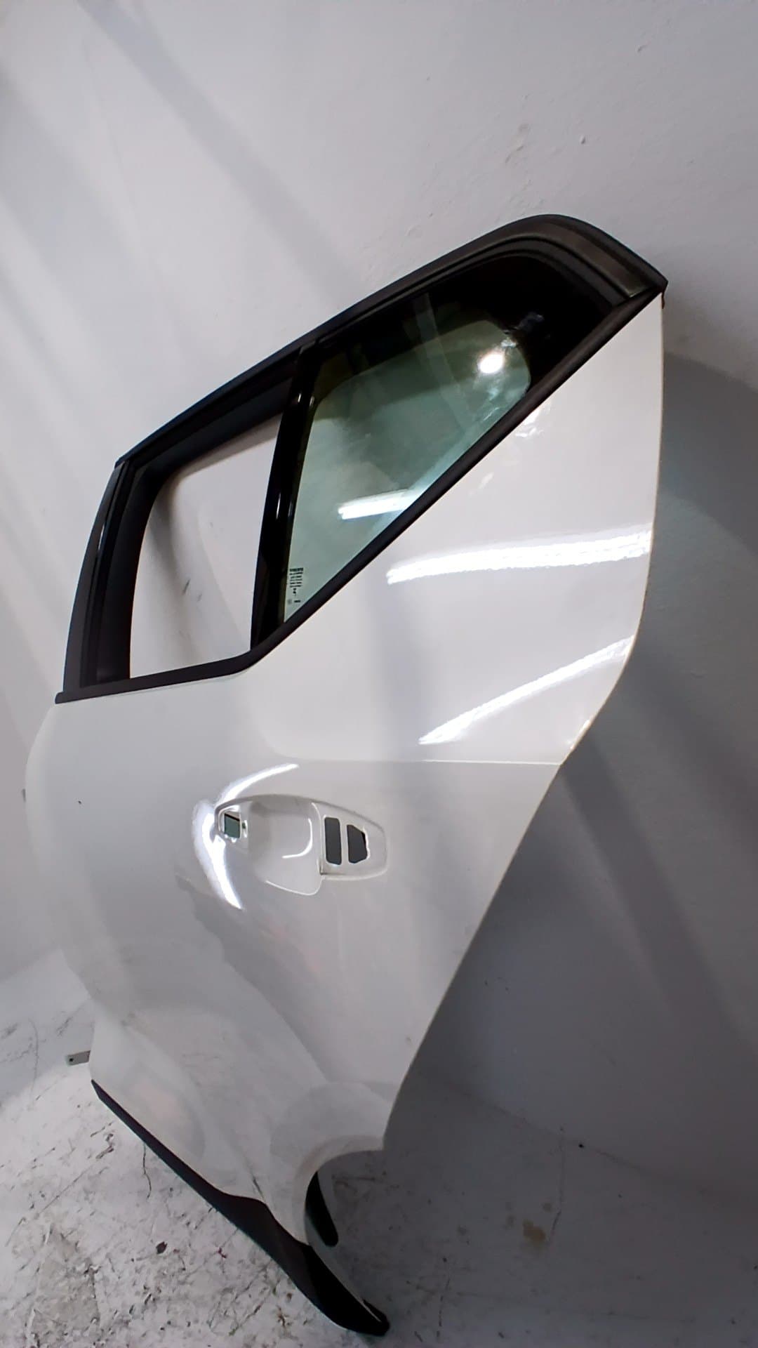 Puerta trasera izquierda VOLVO XC 40 5