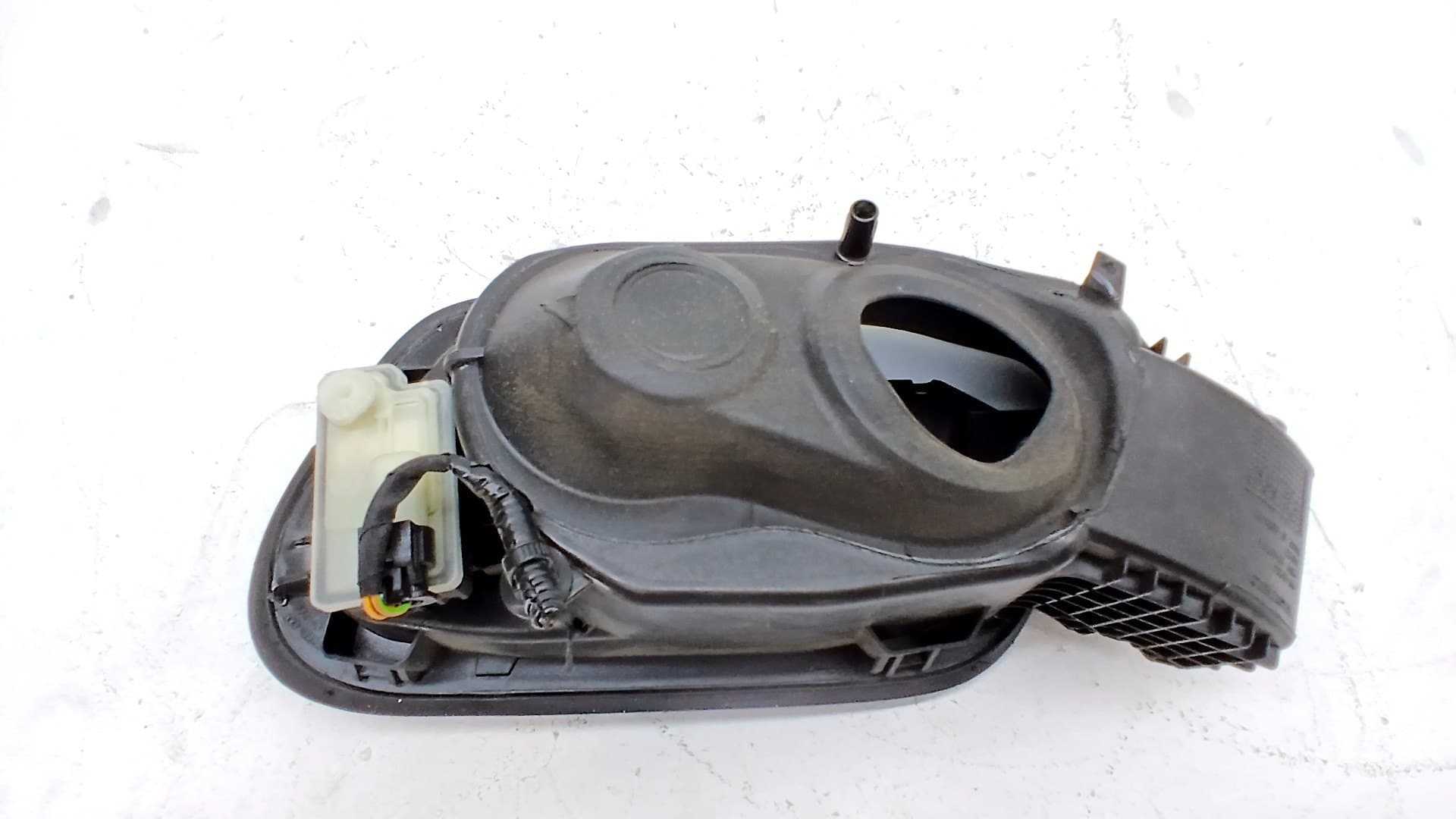 Tapa exterior combustible VOLVO XC 40 2