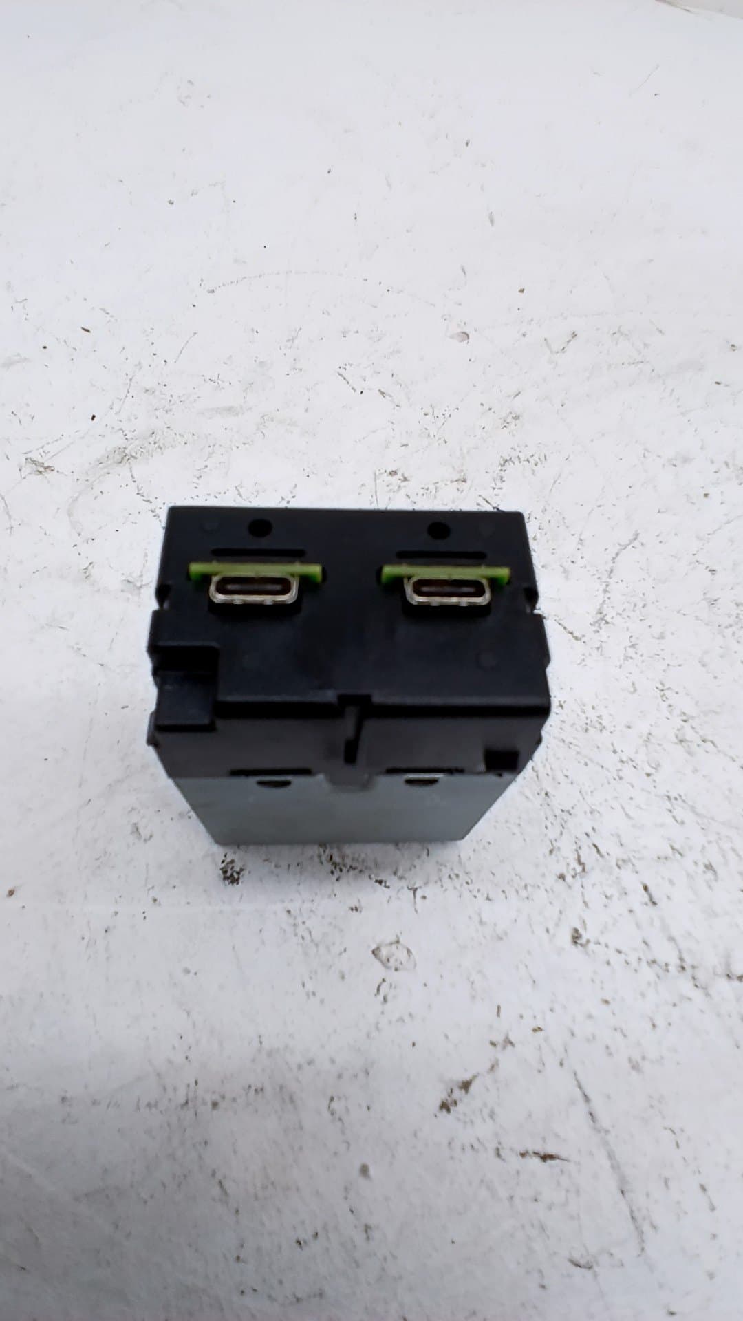 Recambio VOLVO XC 40 ref. 32375814 4
