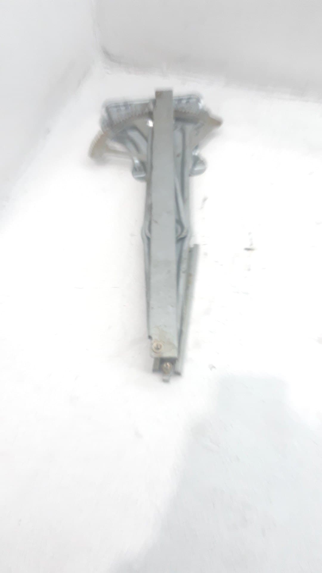 Elevalunas delantero derecho TOYOTA AVENSIS (_T25_) 2