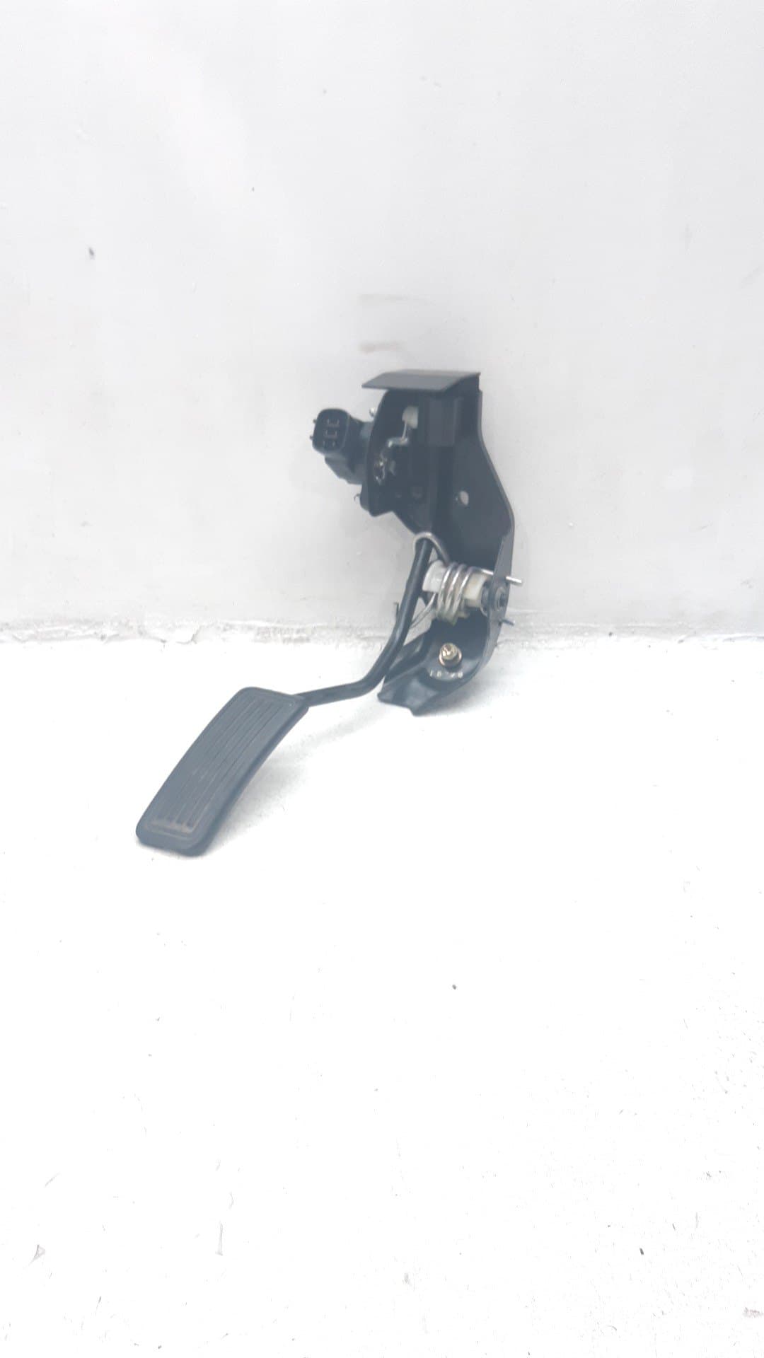 Pedal acelerador TOYOTA AVENSIS (_T25_)