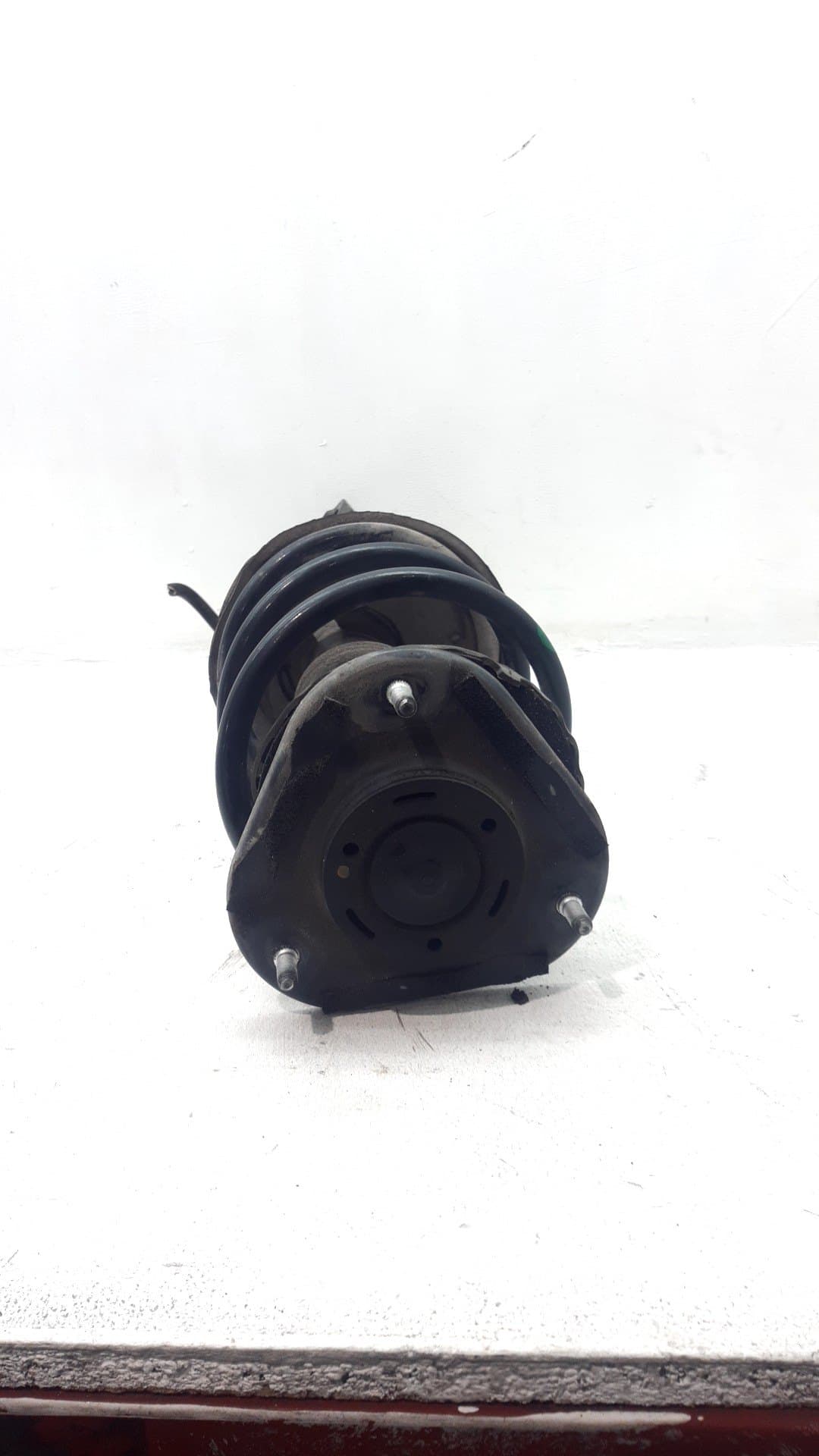 Amortiguador delantero izquierdo TOYOTA AVENSIS (_T25_) 2
