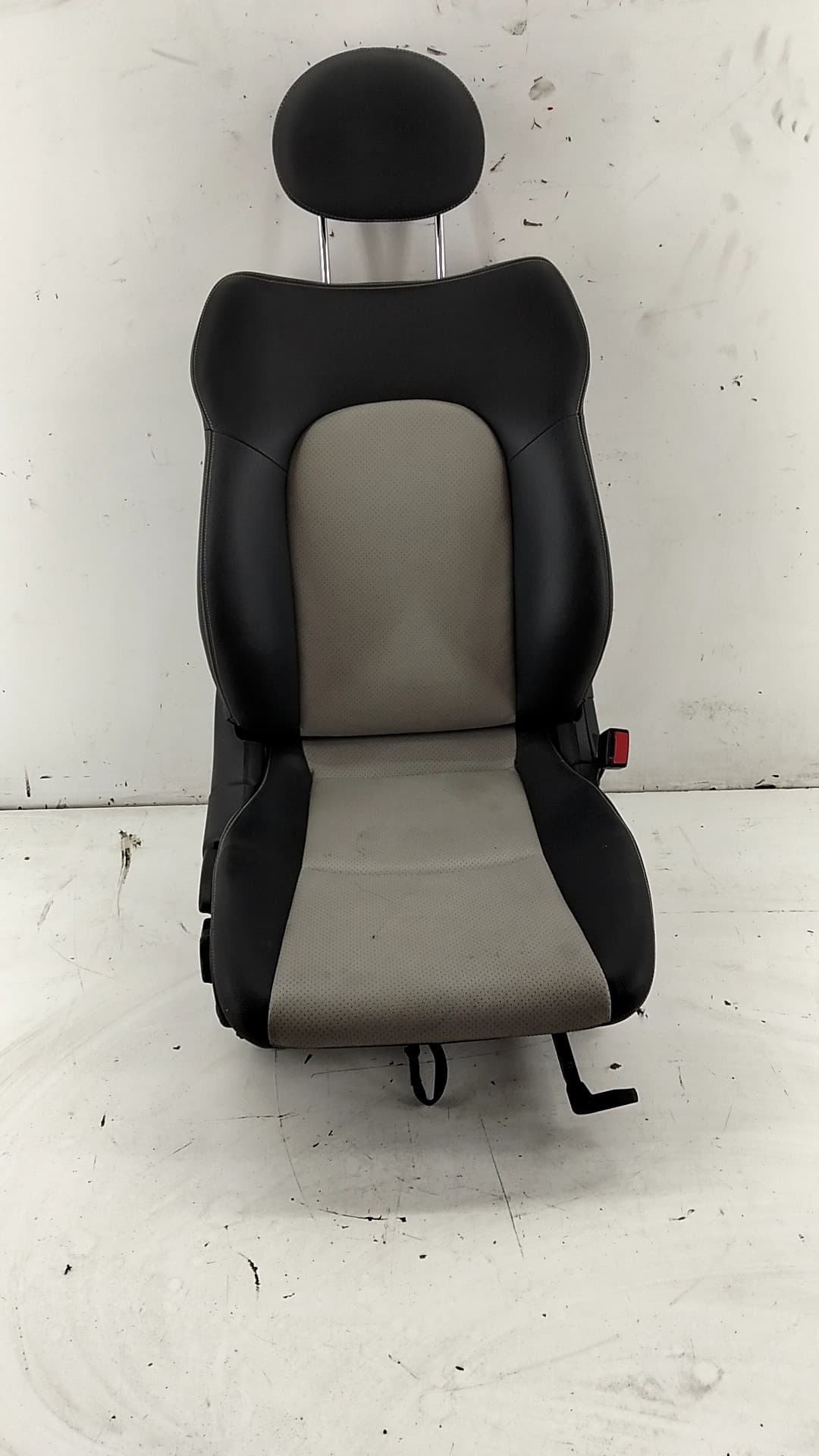 Asiento delantero derecho MERCEDES-BENZ CLC-CLASS