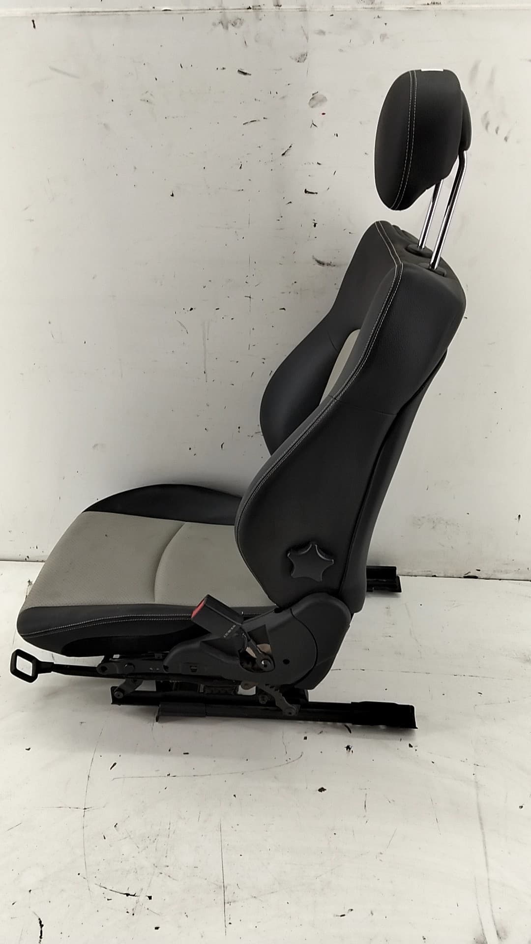 Asiento delantero derecho MERCEDES-BENZ CLC-CLASS 2