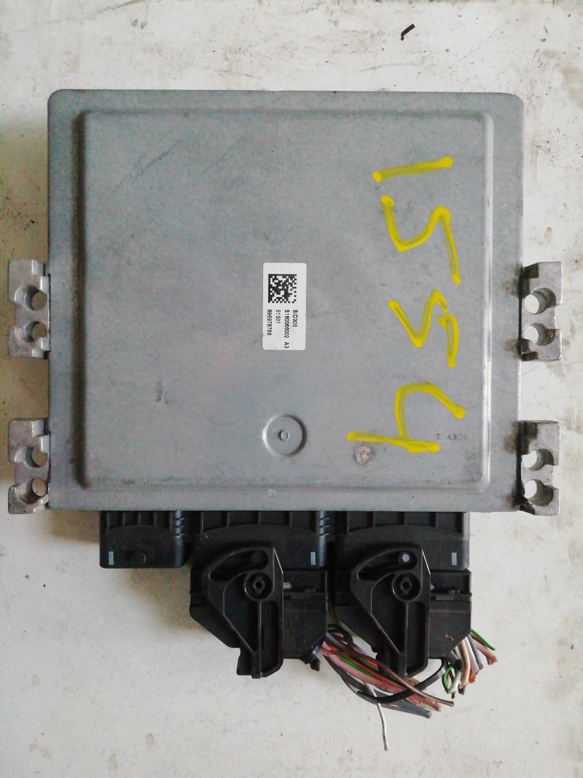 Centralita motor uce RENAULT MEGANE III COUPE 3