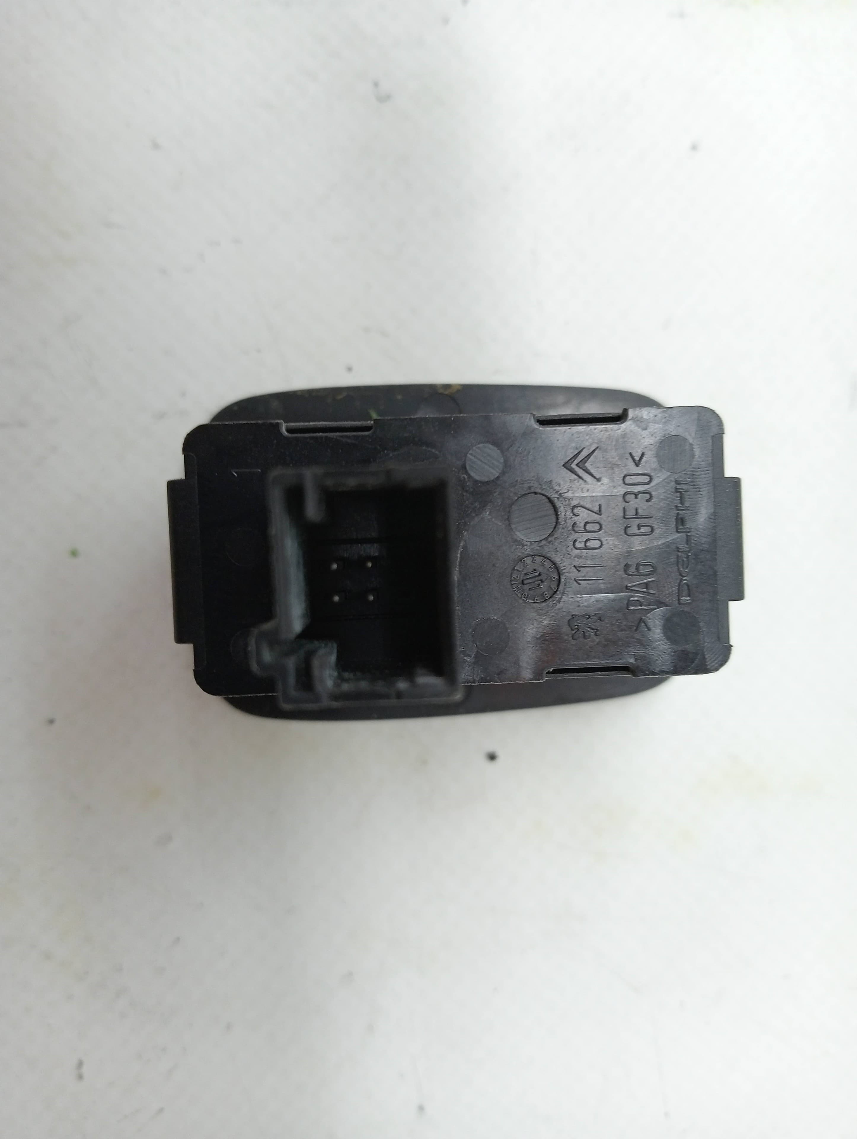 Mando elevalunas trasero derecho CITROEN C4 GRAND PICASSO 2
