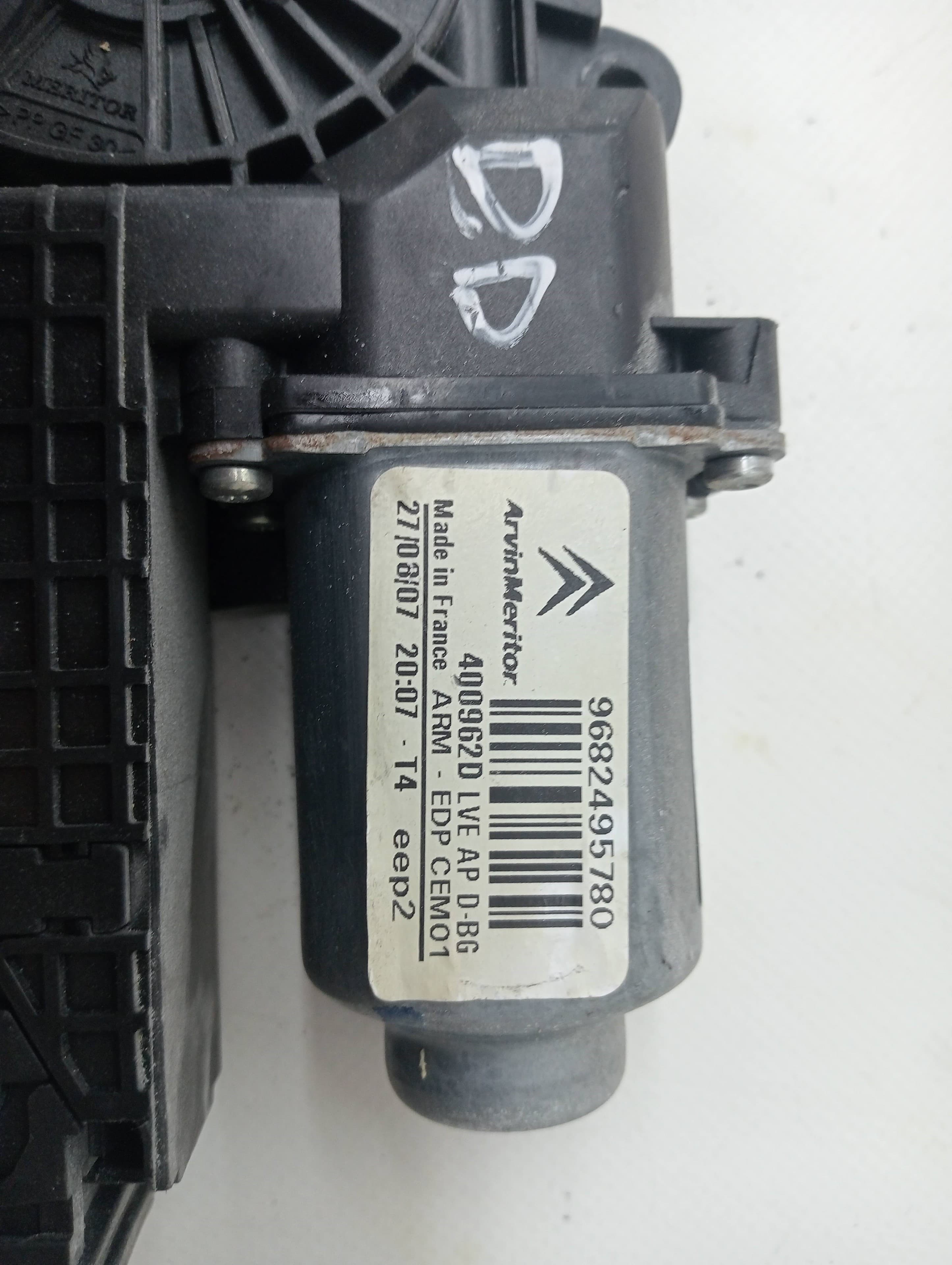 Motor elevalunas delantero derecho CITROEN C4 GRAND PICASSO 2