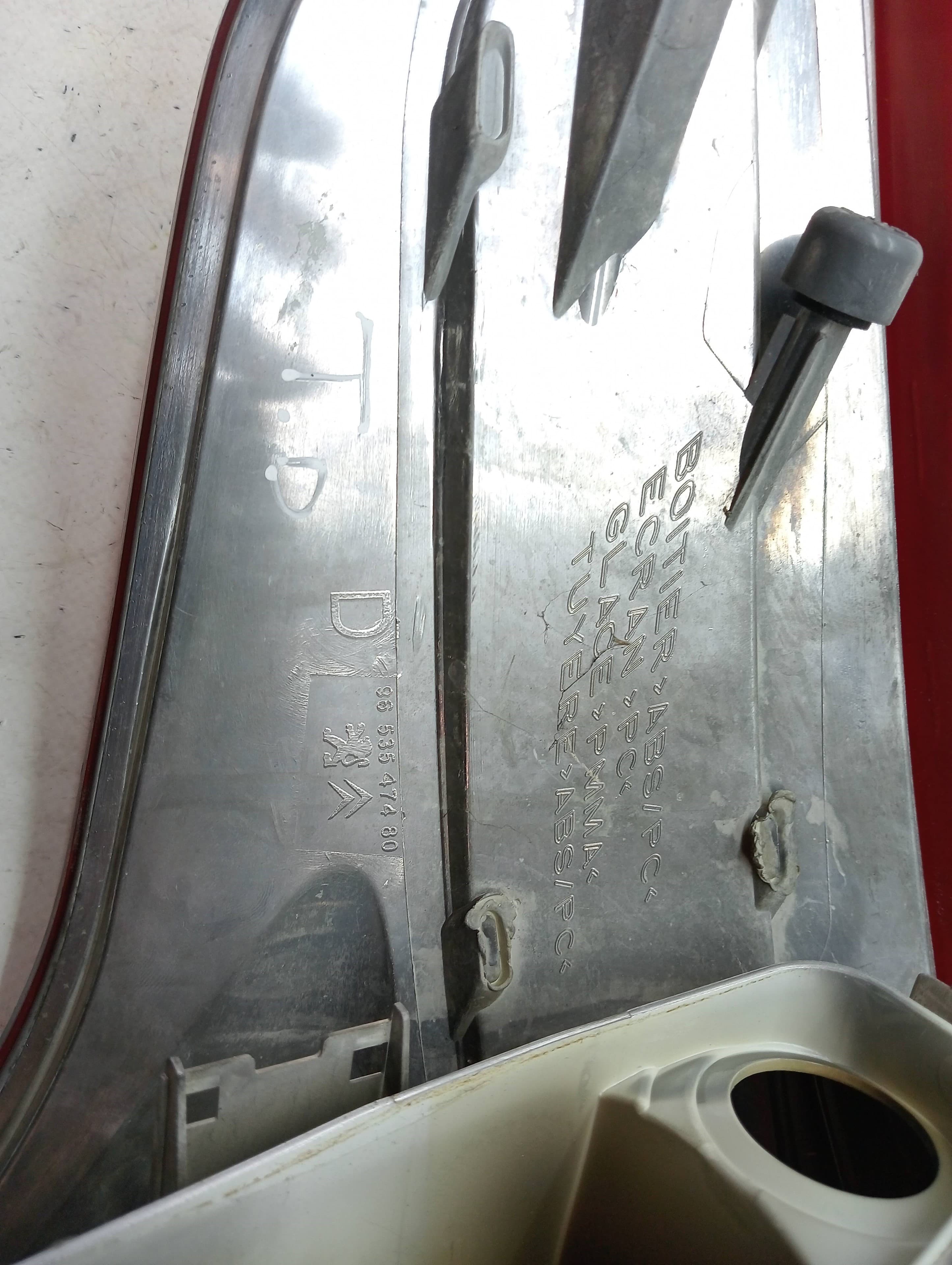 Piloto trasero derecho CITROEN C4 GRAND PICASSO 2
