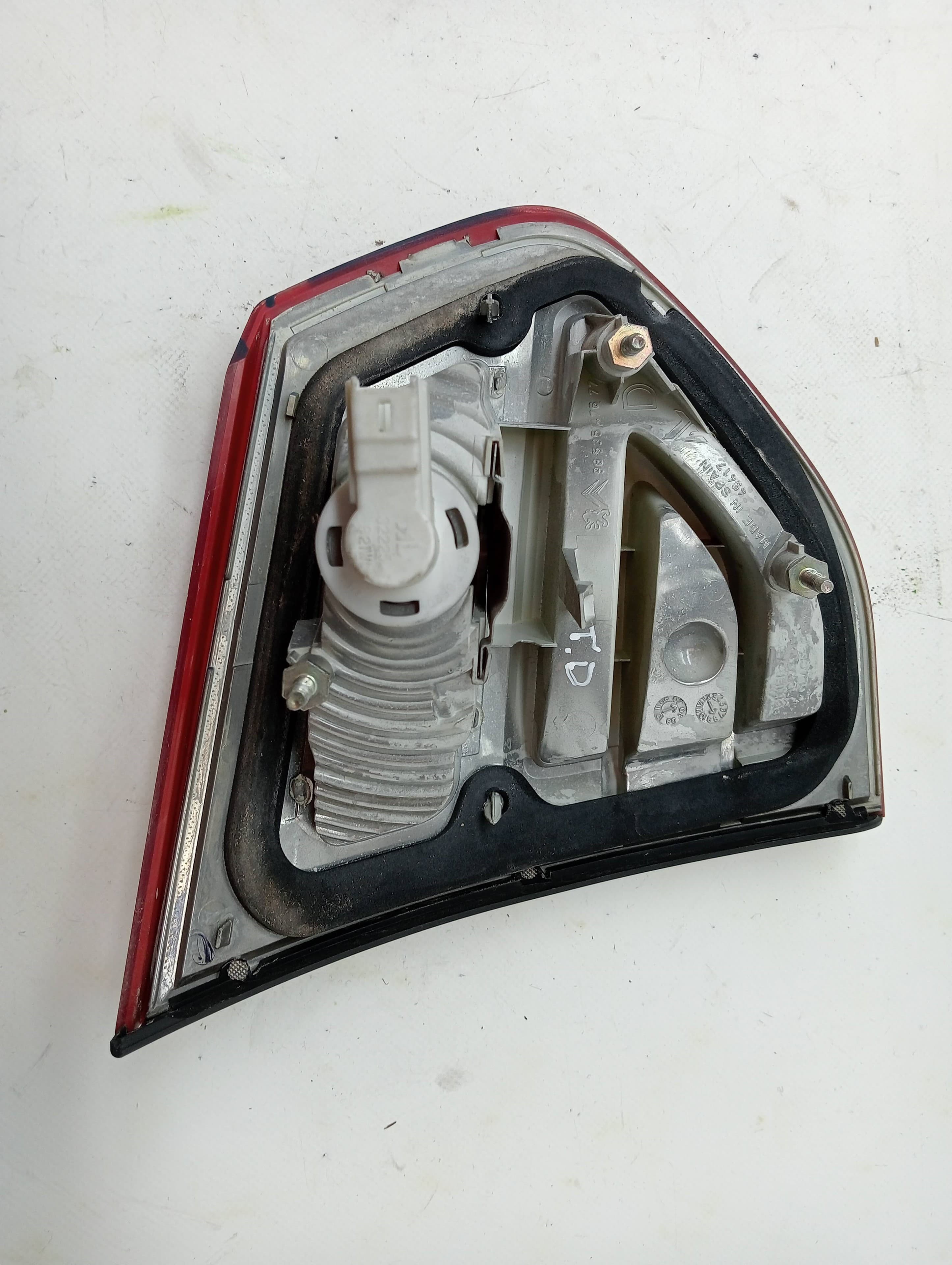 Piloto trasero derecho interior CITROEN C4 GRAND PICASSO 3