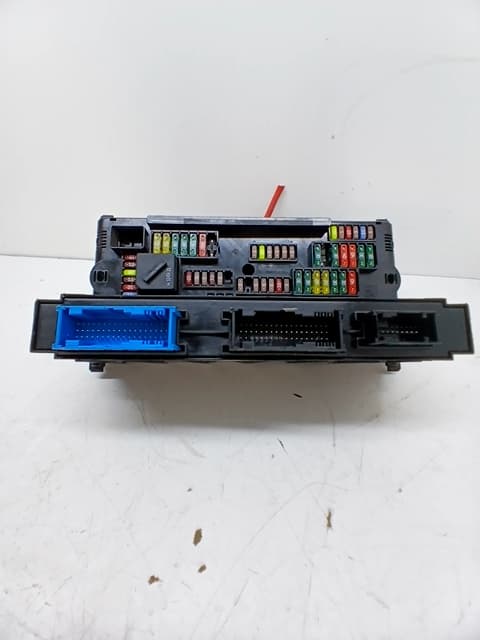 Caja reles / fusibles BMW 5 (F10) 3