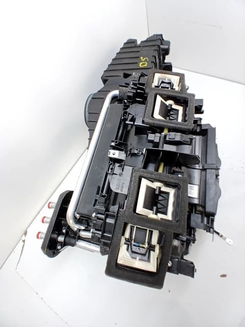 Mueble interior calefaccion BMW 5 (F10) 4
