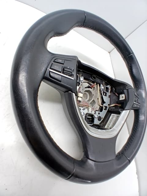 Volante BMW 5 (F10) 4
