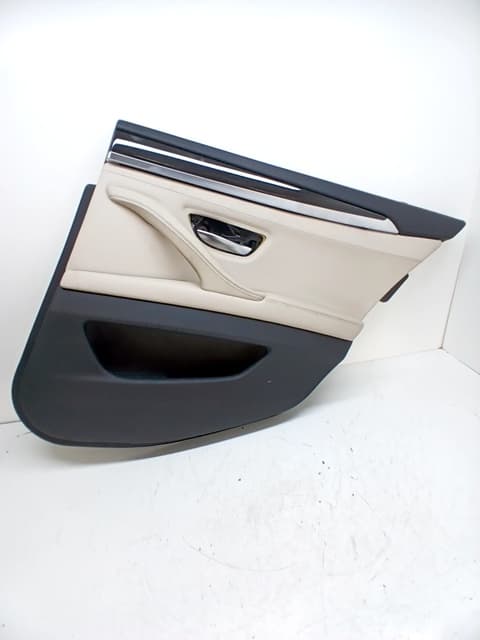 Guarnecido puerta trasera derecha BMW 5 (F10)