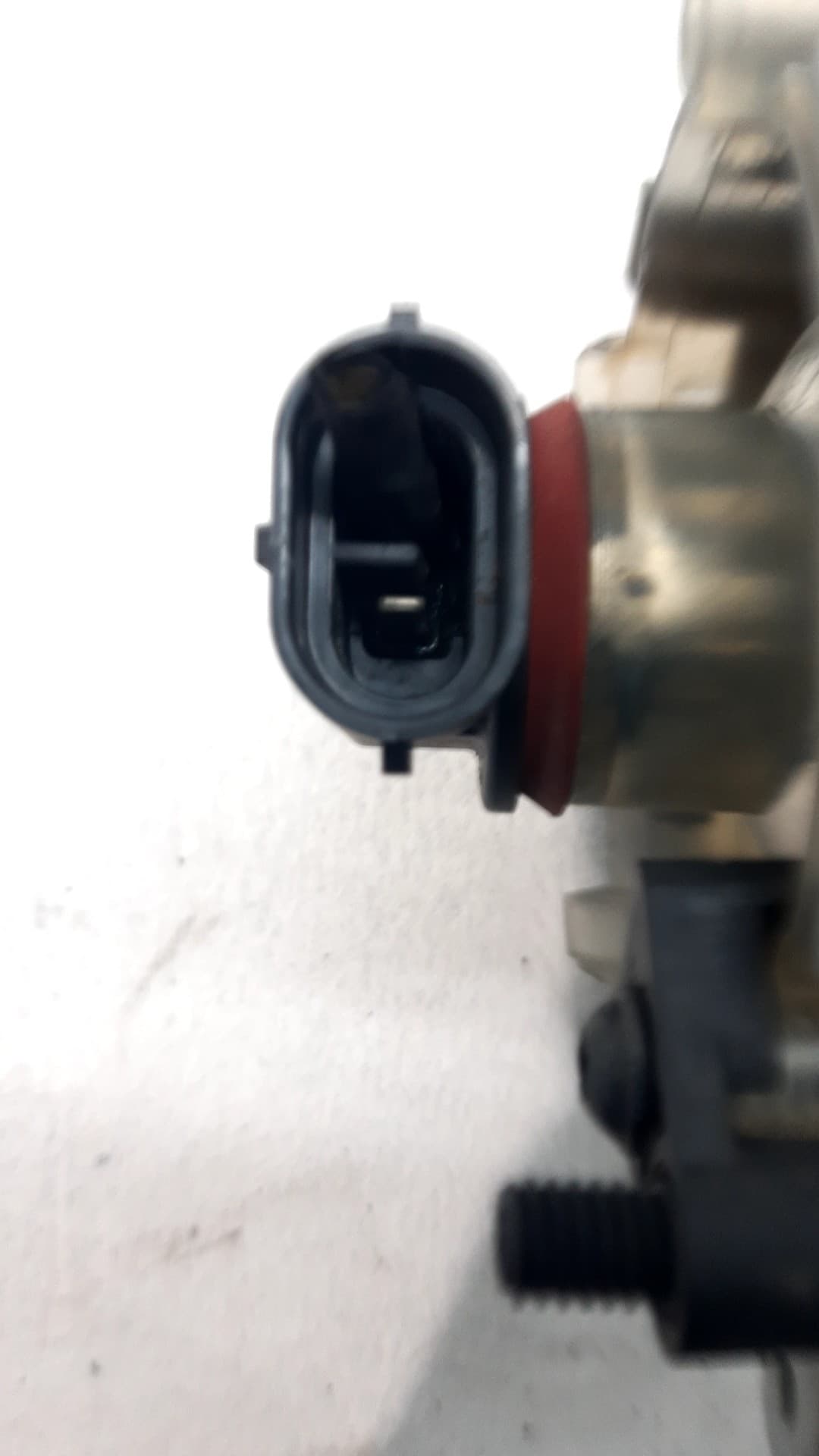 Faro antiniebla izquierdo VOLVO V50 FAMILIAR 3