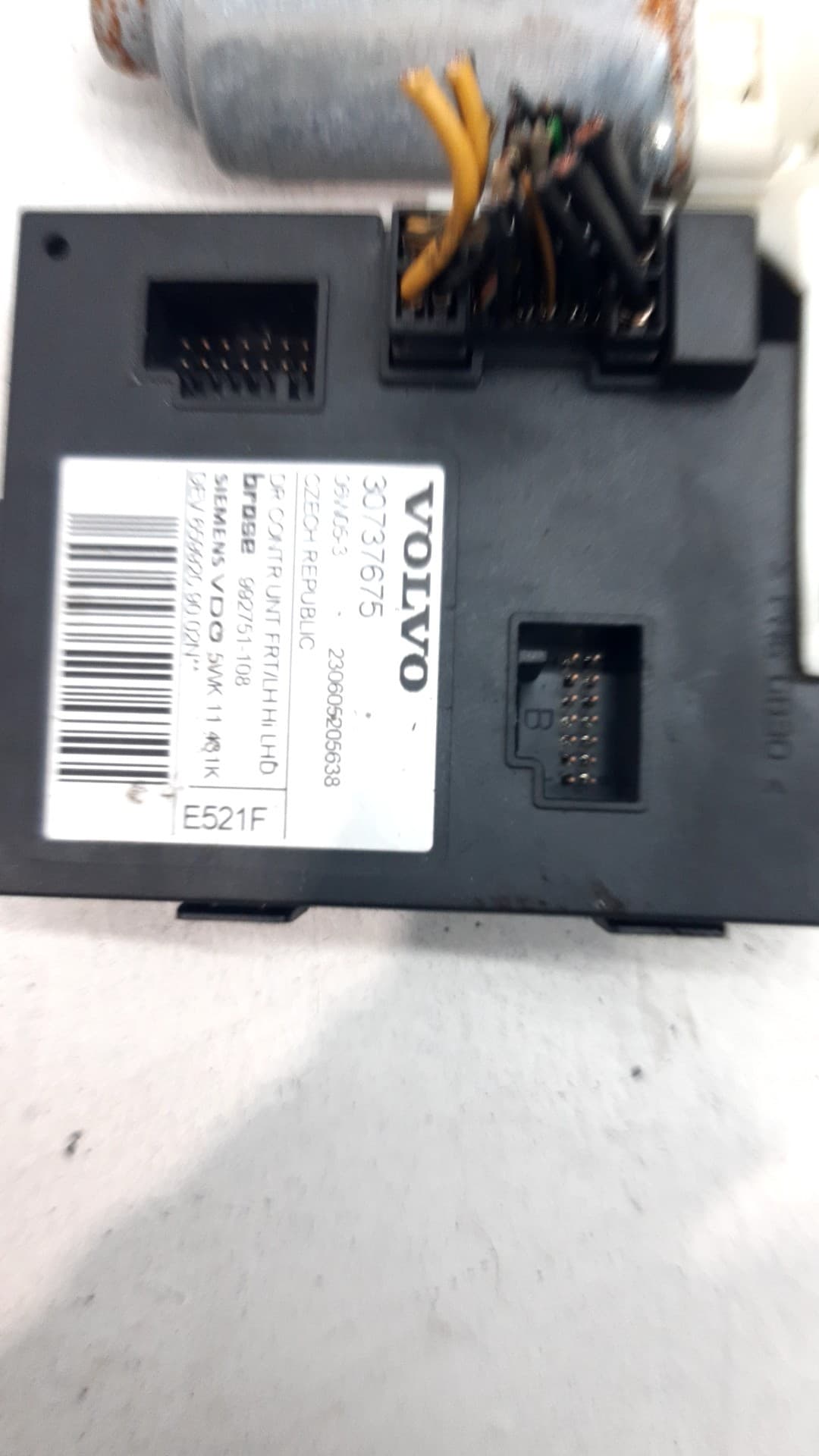 Motor elevalunas delantero izquierdo VOLVO V50 FAMILIAR 2