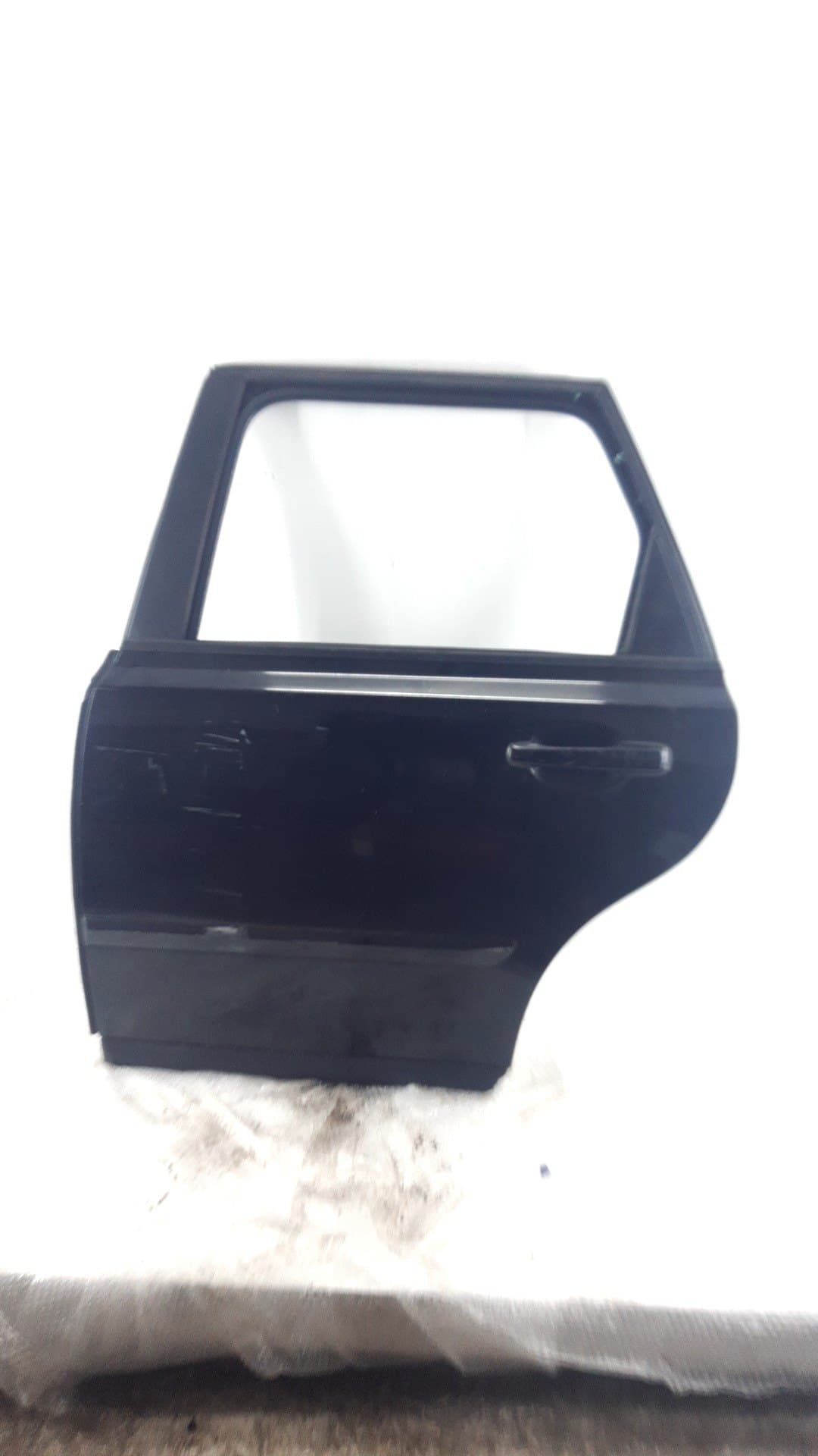 Puerta trasera izquierda VOLVO V50 FAMILIAR