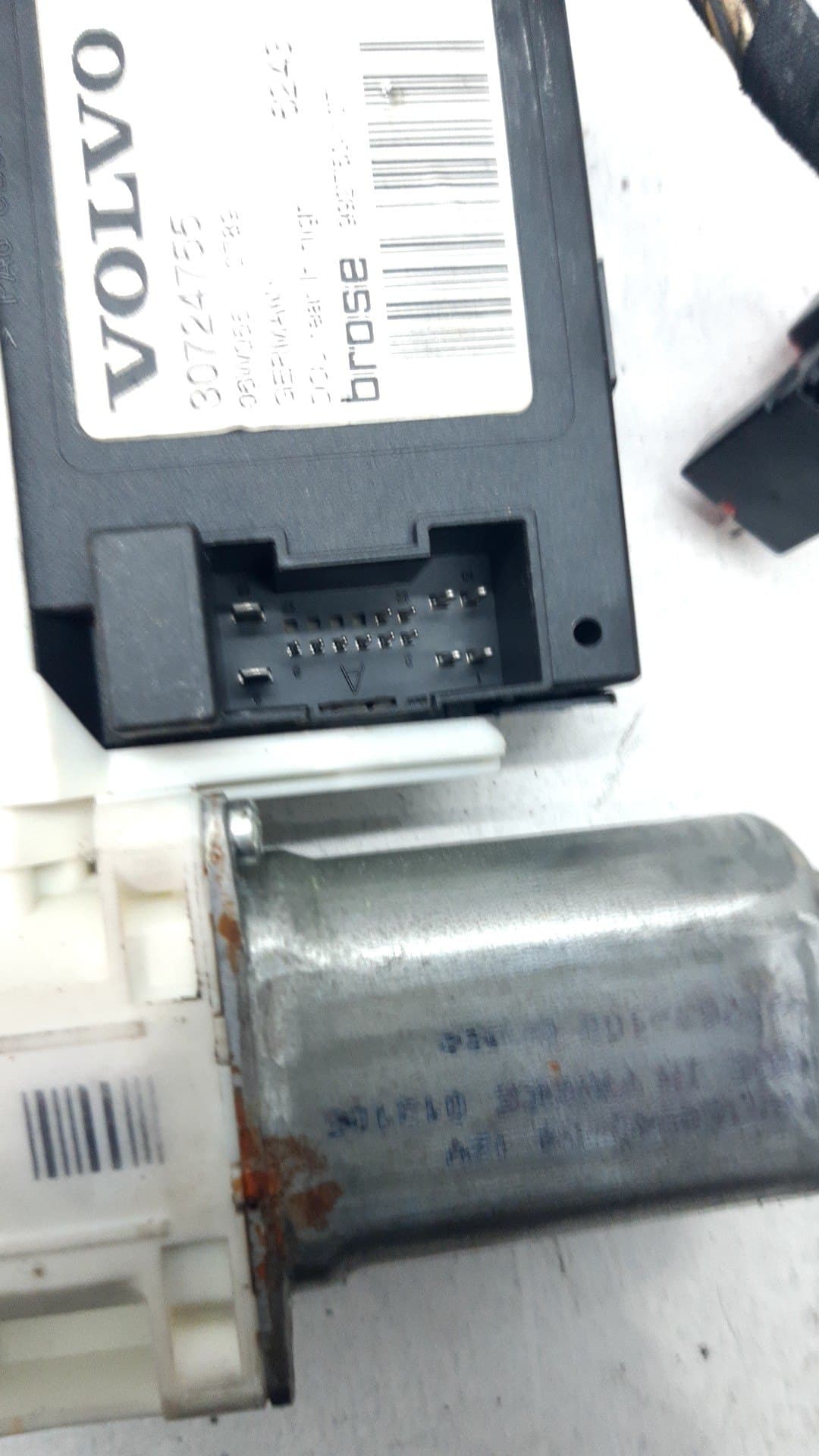 Motor elevalunas trasero izquierdo VOLVO V50 FAMILIAR 2