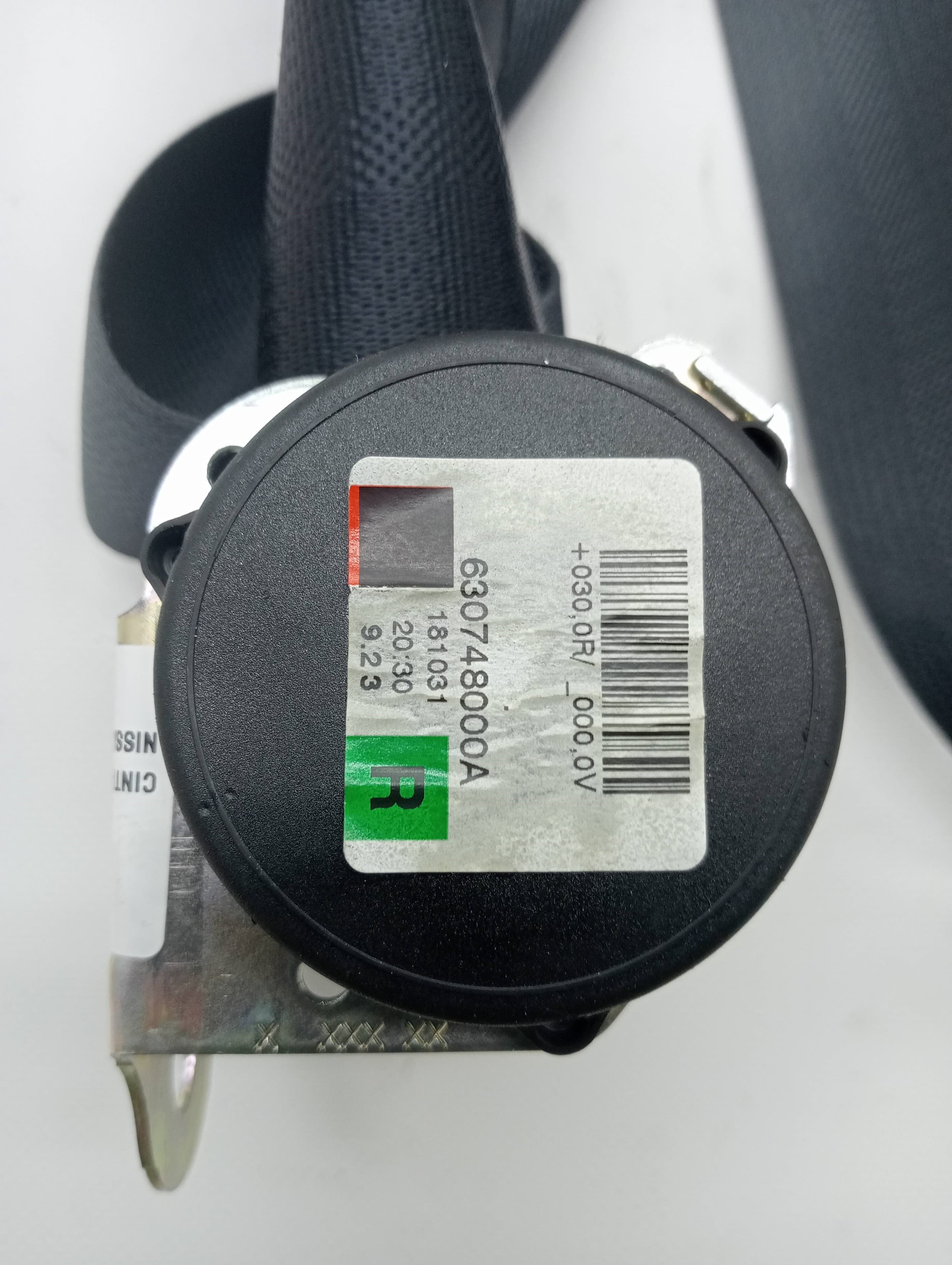 Cinturon seguridad trasero derecho NISSAN JUKE (F15)