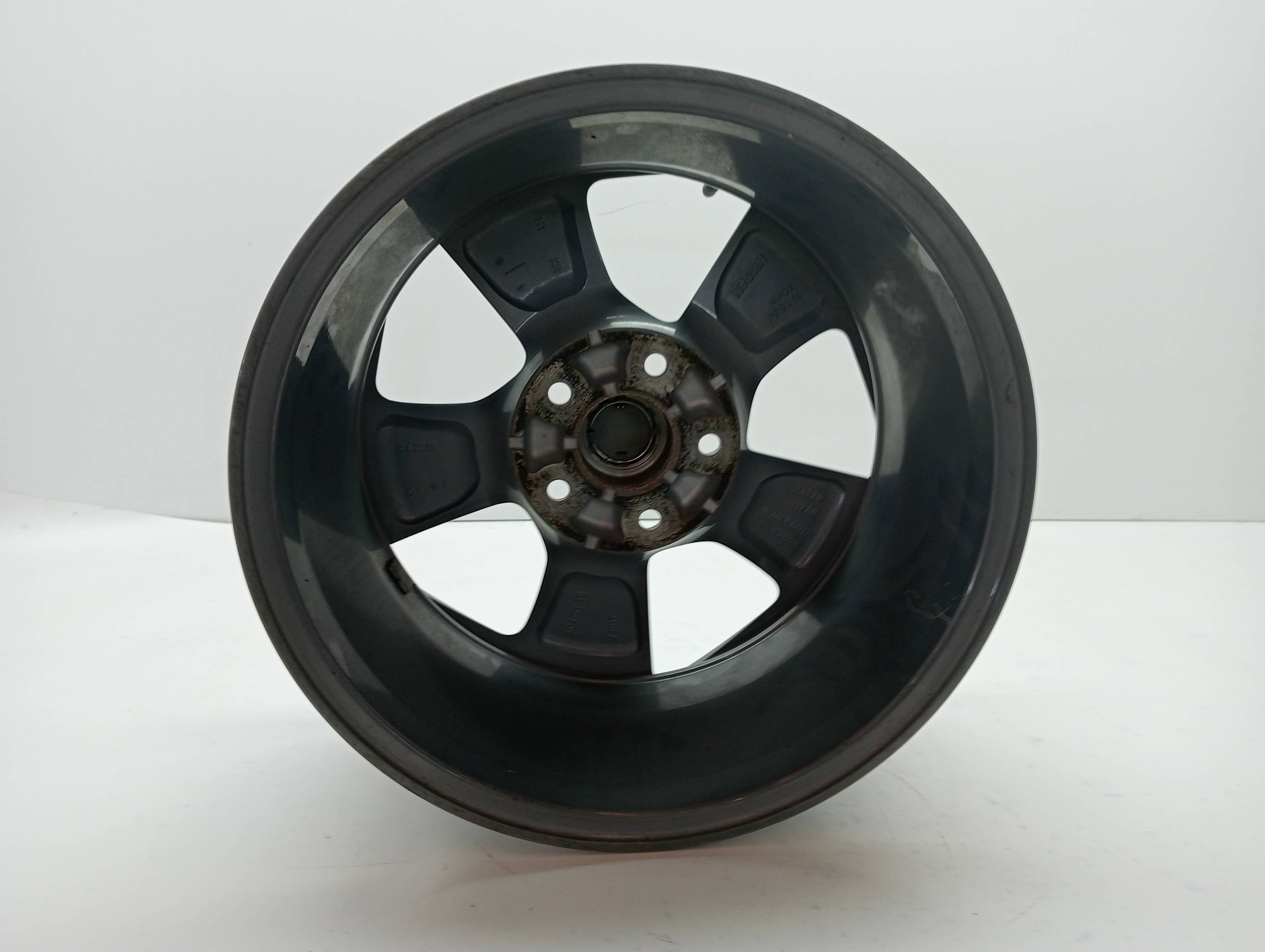 Llanta NISSAN JUKE (F15) 3