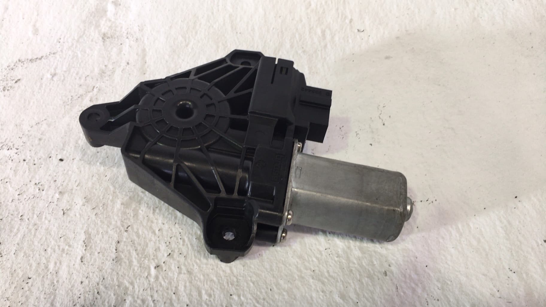 Motor elevalunas trasero derecho MERCEDES-BENZ CLASE B SPORTS TOURER (W246, W242) 2