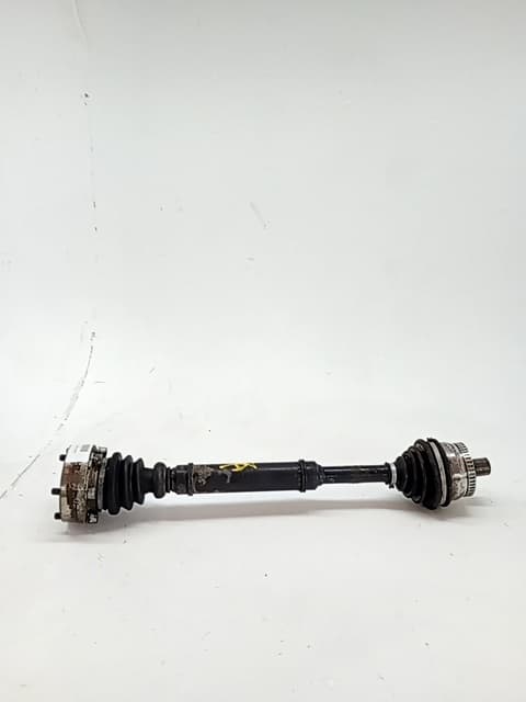 Transmision delantera izquierda VOLKSWAGEN PASSAT BERLINA (3A2)