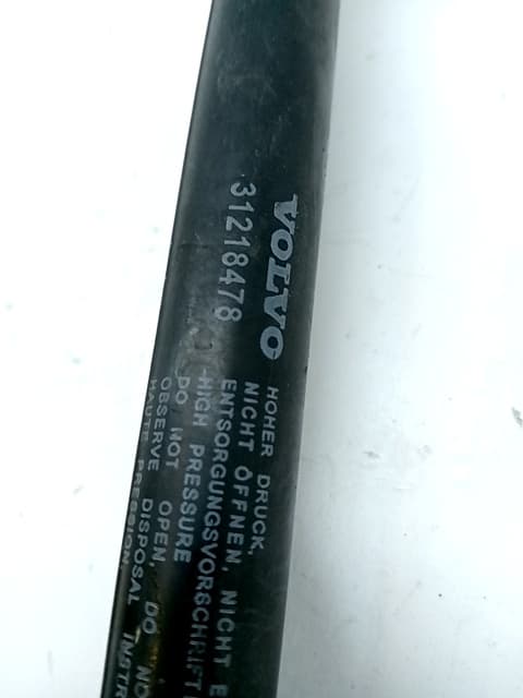 Amortiguadores capo VOLKSWAGEN PASSAT BERLINA (3A2) 2