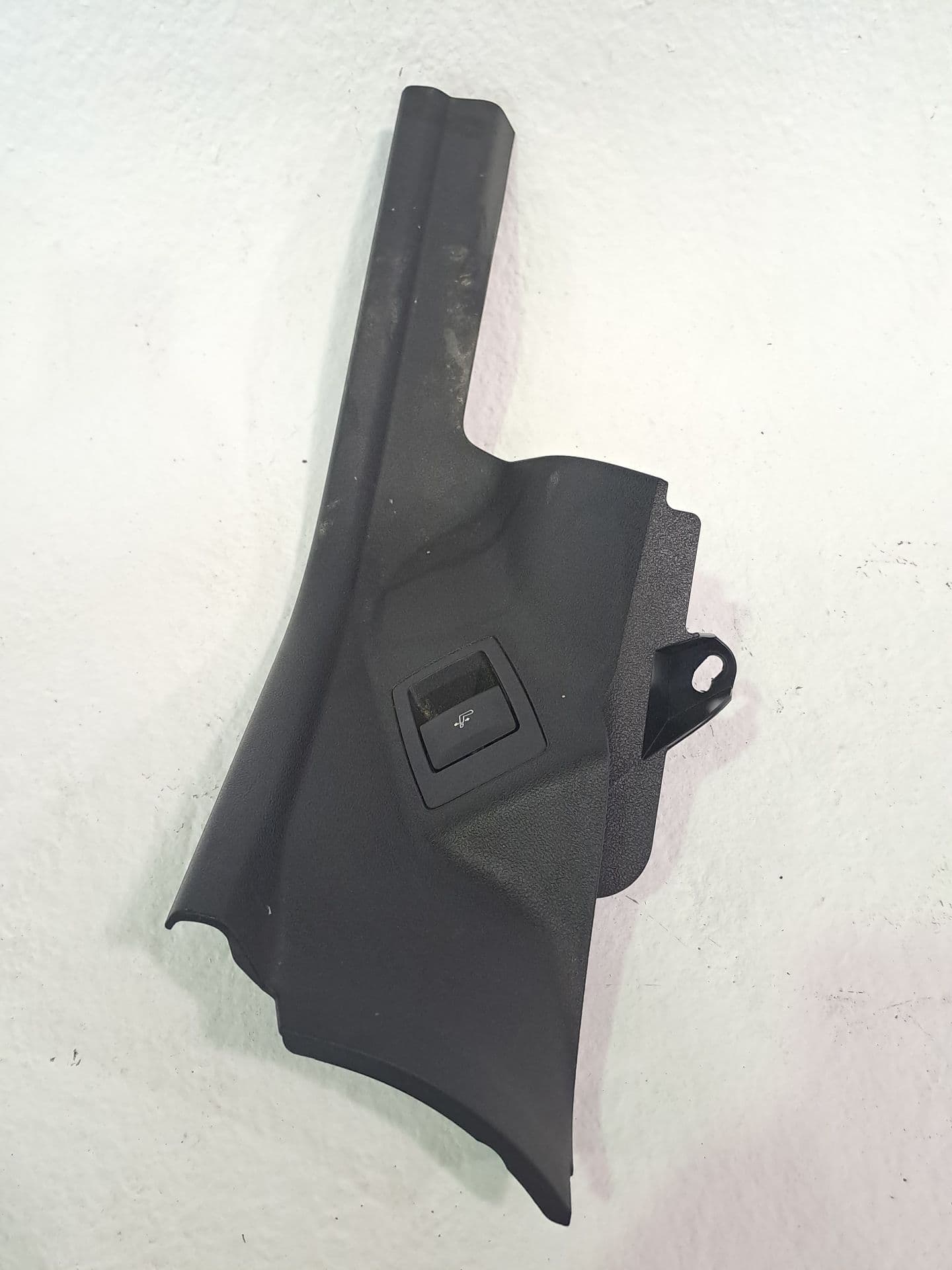 Recambio BMW X3 (F25) ref. 51477446641