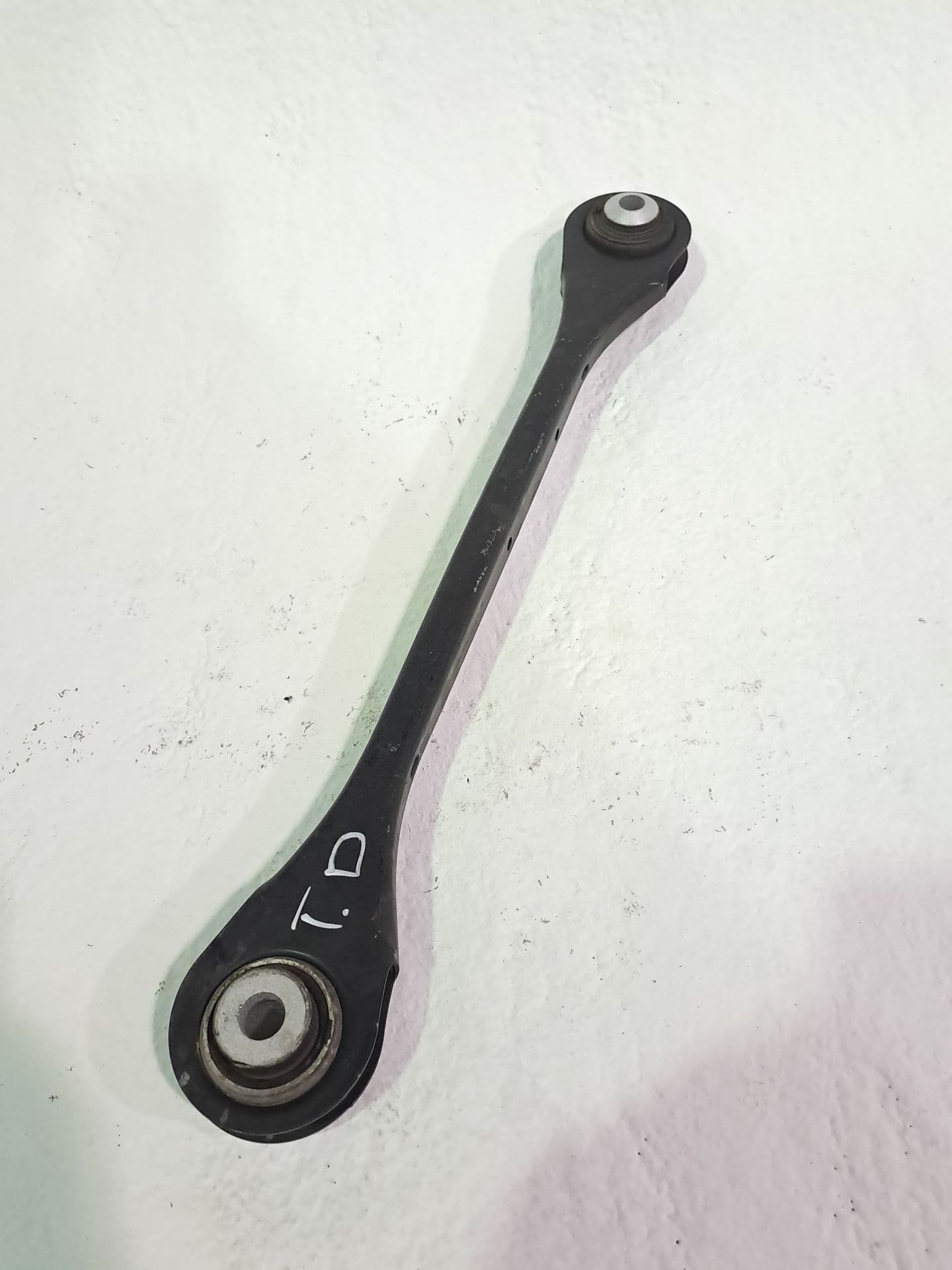 Brazo suspension superior trasero derecho BMW X3 (F25) 3