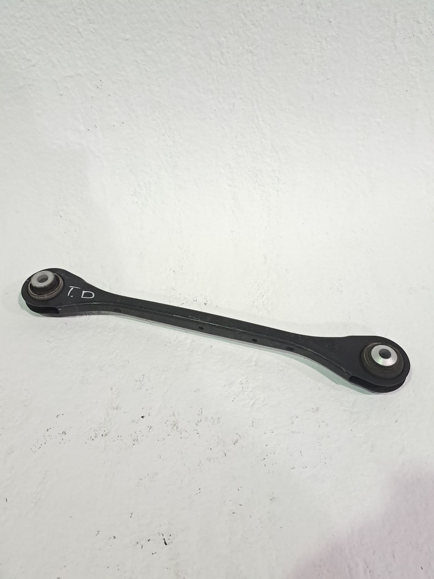 Brazo suspension superior trasero derecho BMW X3 (F25)