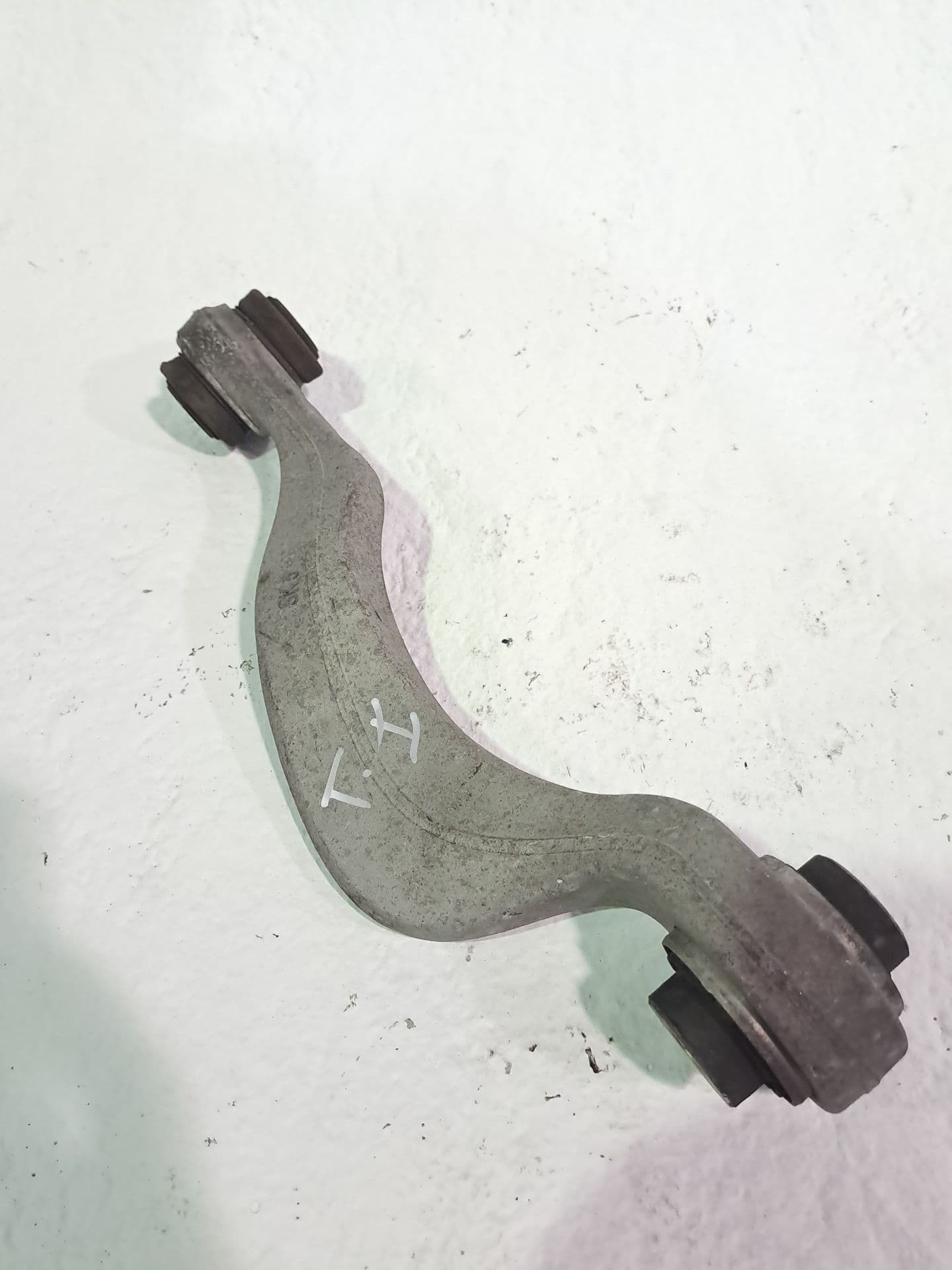 Brazo suspension inferior trasero izquierdo BMW X3 (F25) 2
