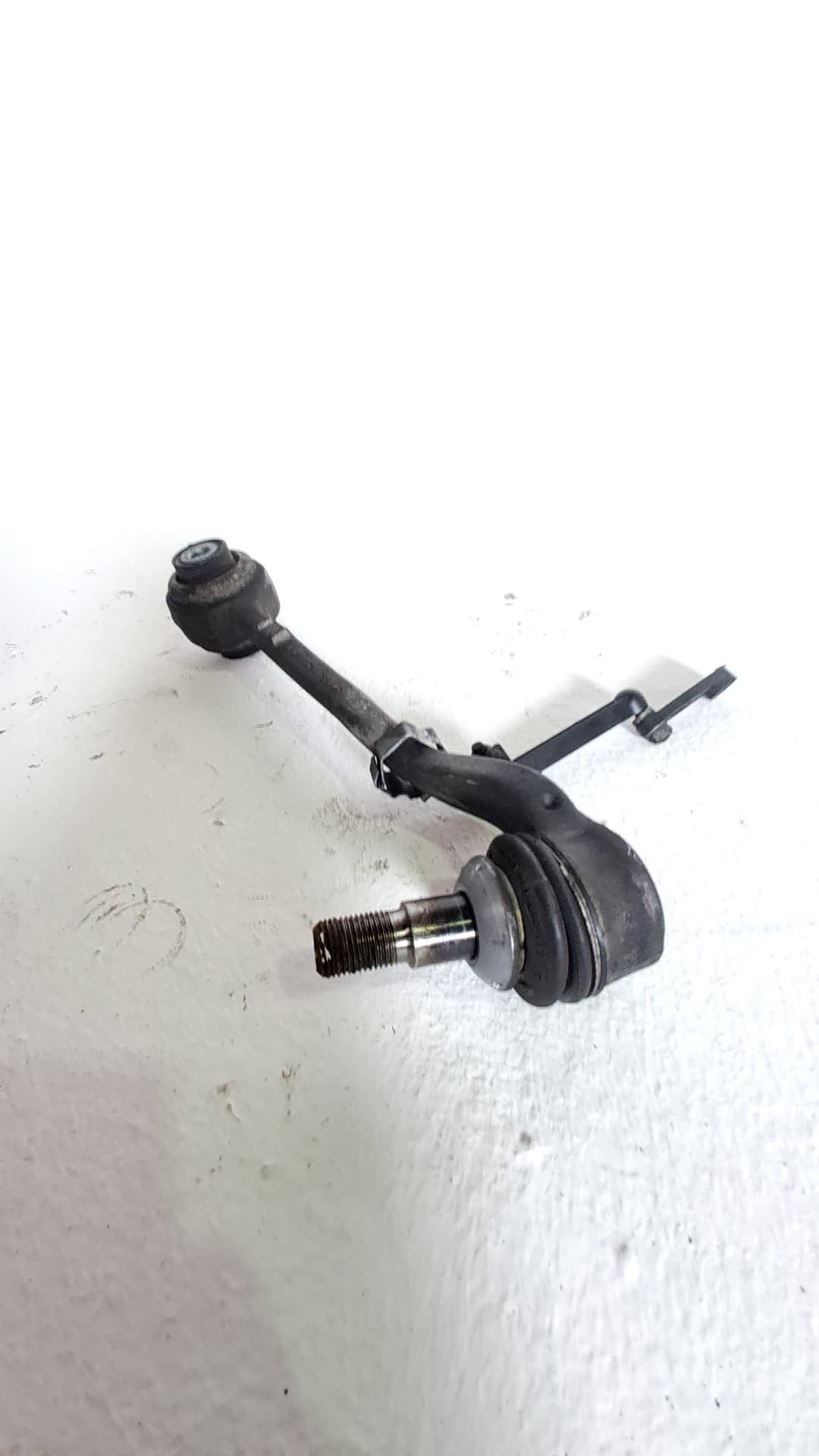 Brazo suspension inferior delantero izquierdo BMW X3 (F25) 2