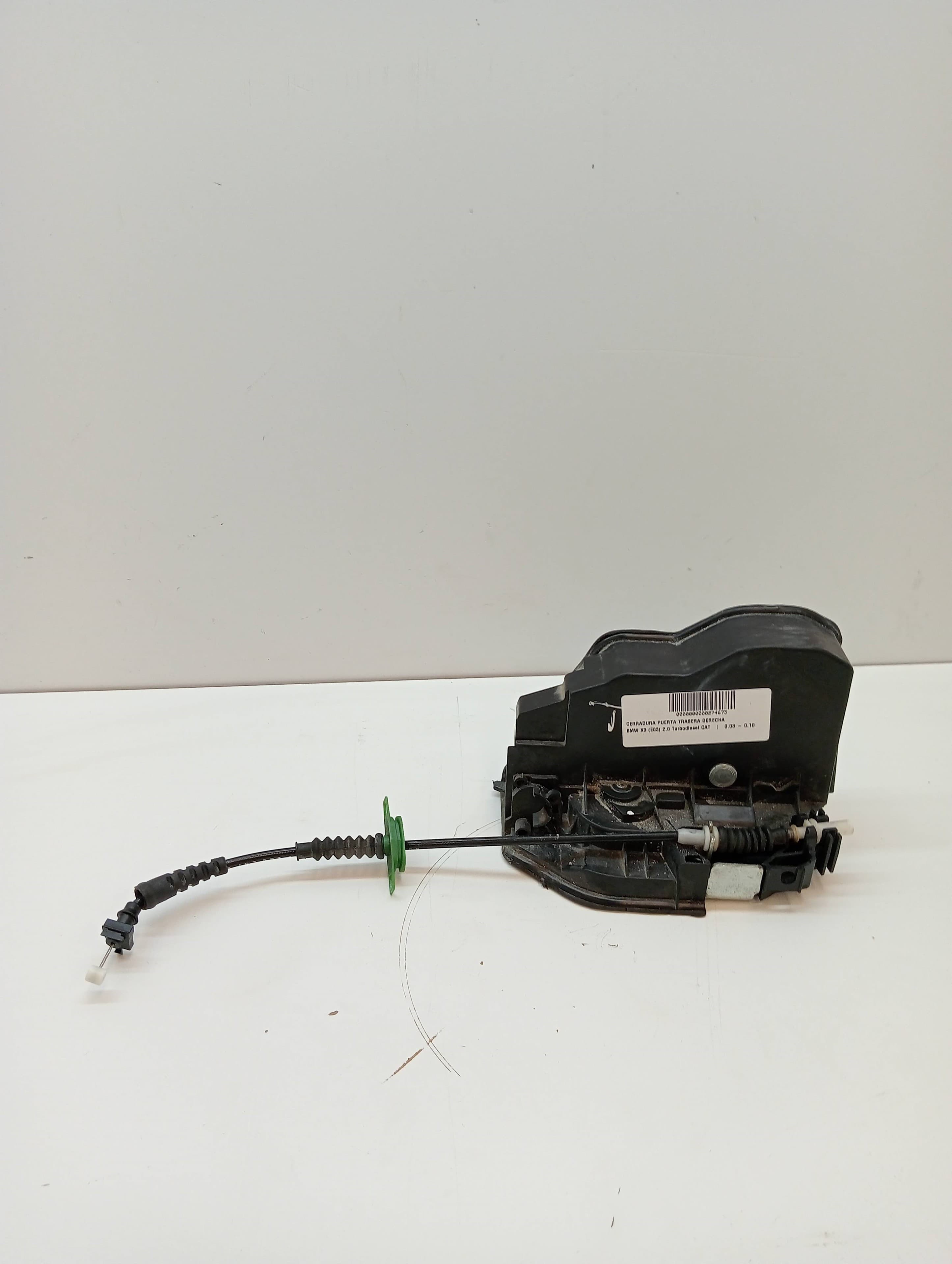 Cerradura puerta trasera derecha BMW X3 (E83)