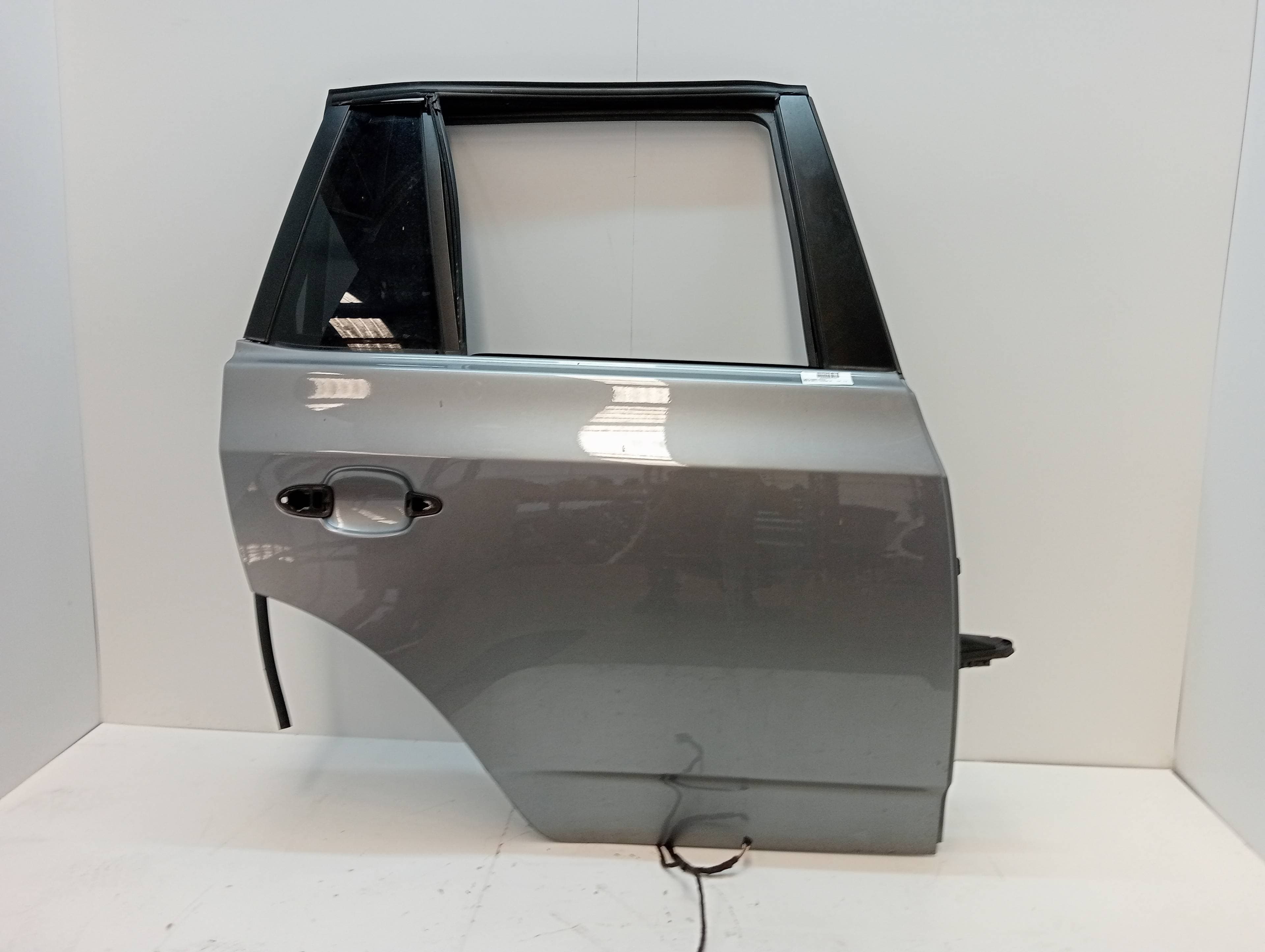 Puerta trasera derecha BMW X3 (E83)