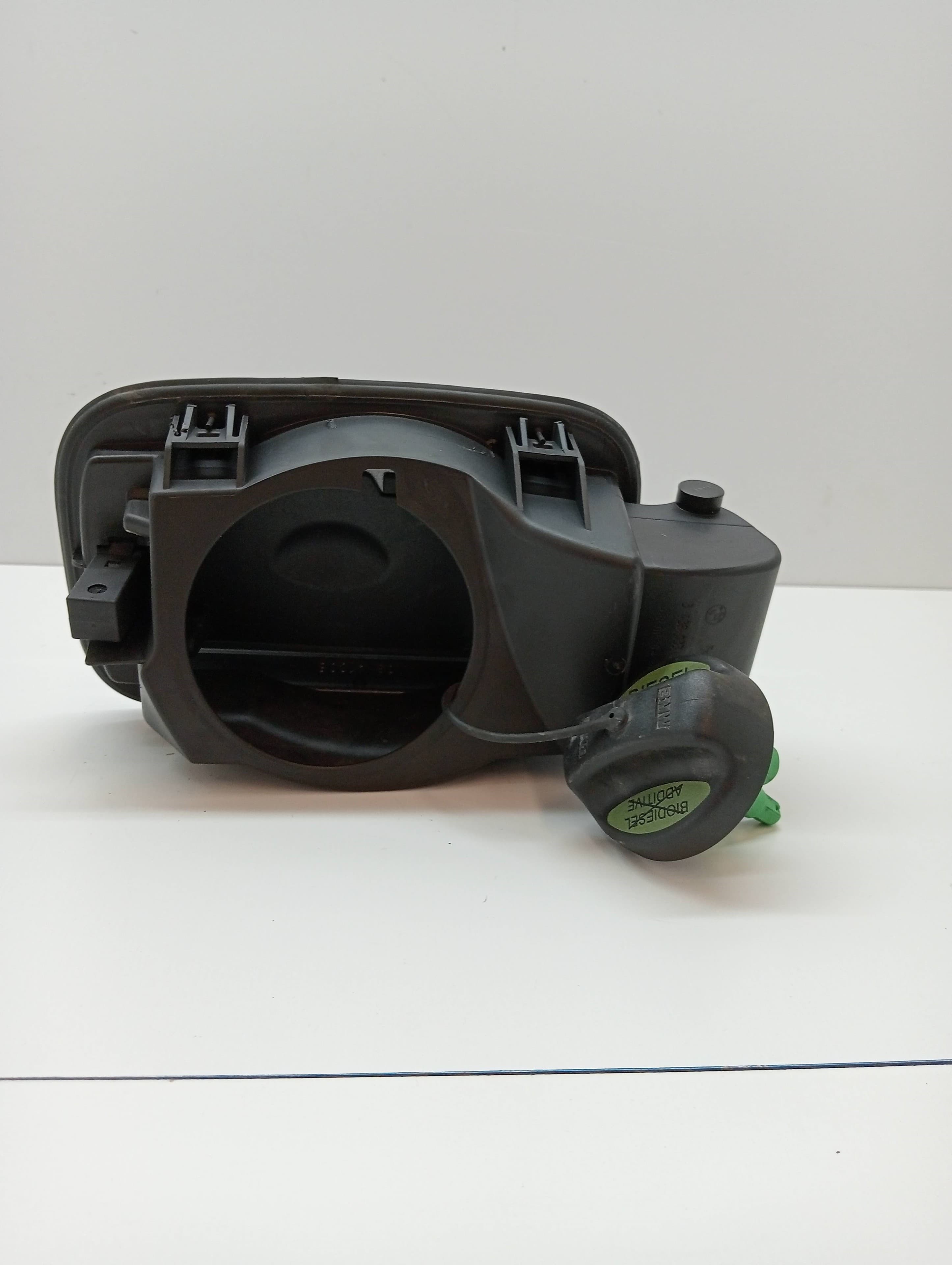 Tapa exterior combustible BMW X3 (E83) 3