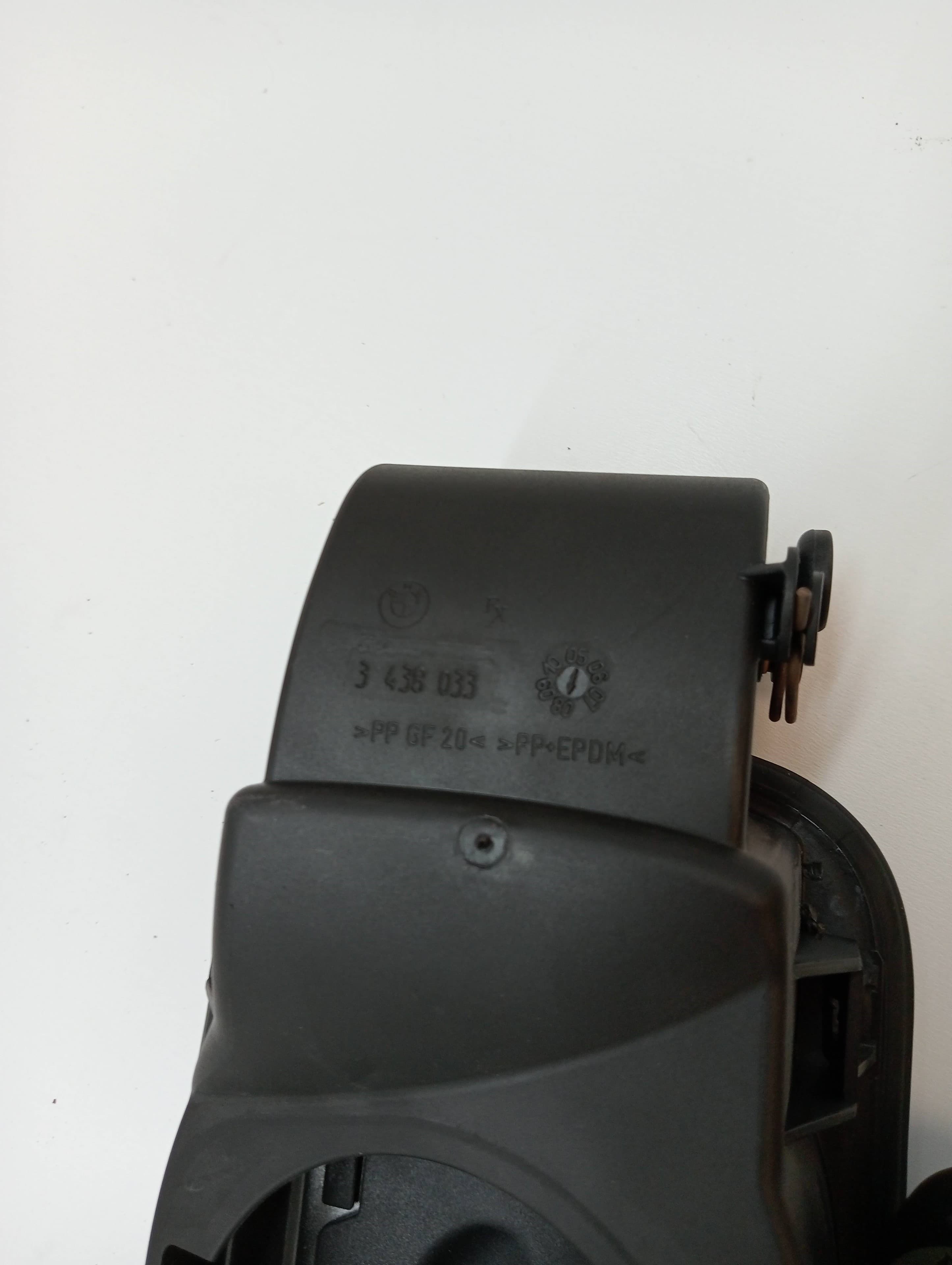 Tapa exterior combustible BMW X3 (E83) 2